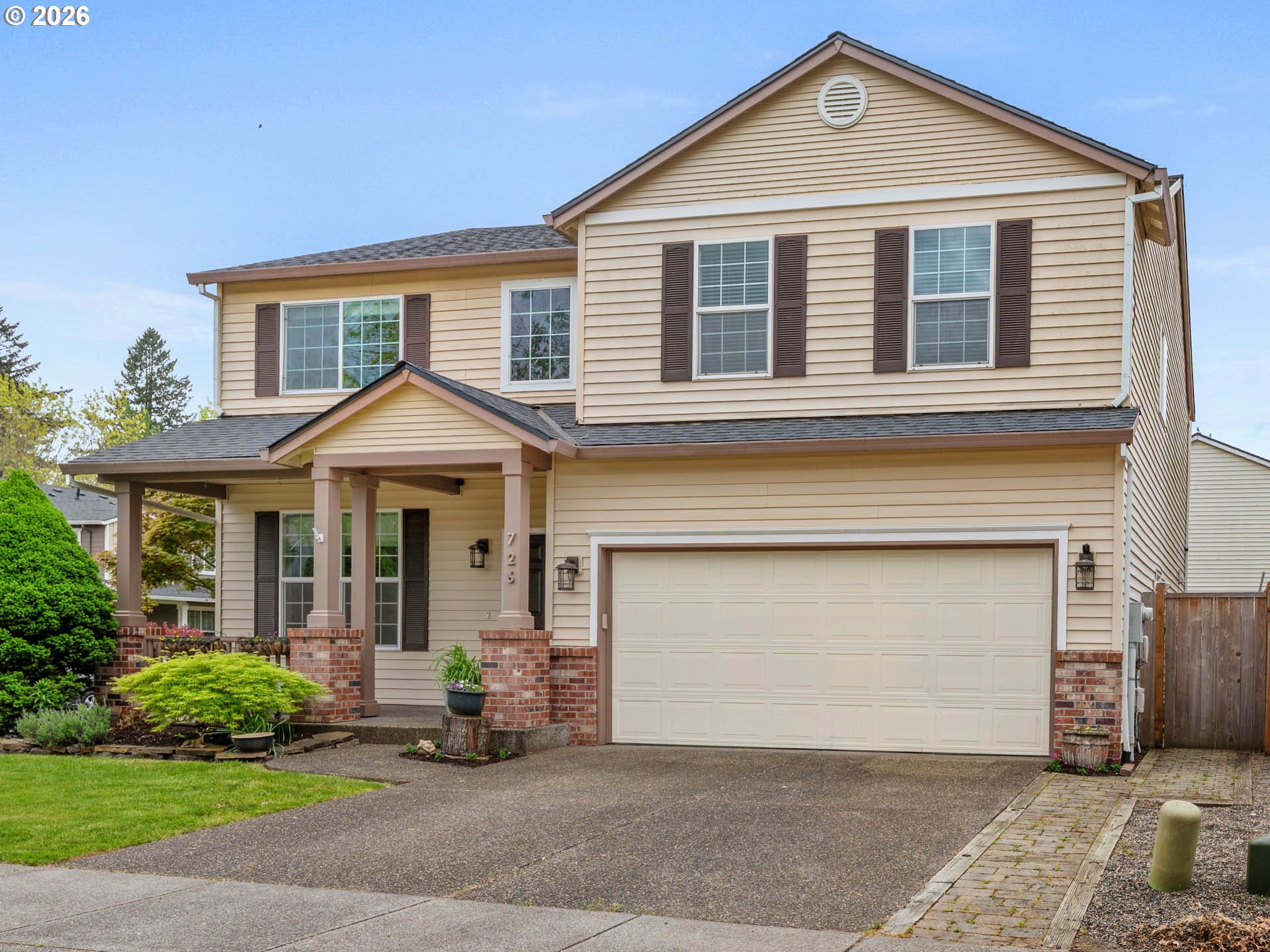 726 NW HARVEST MOON DR