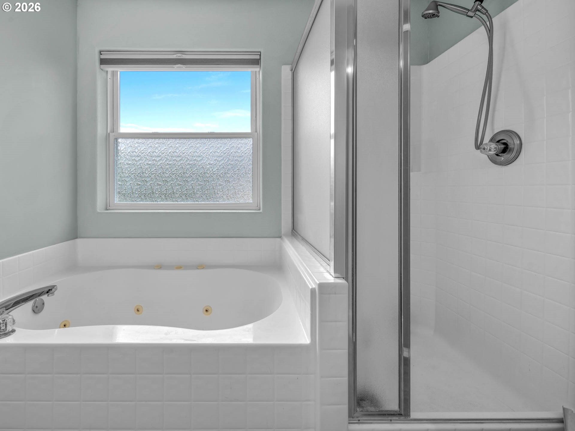 726 NW HARVEST MOON DR