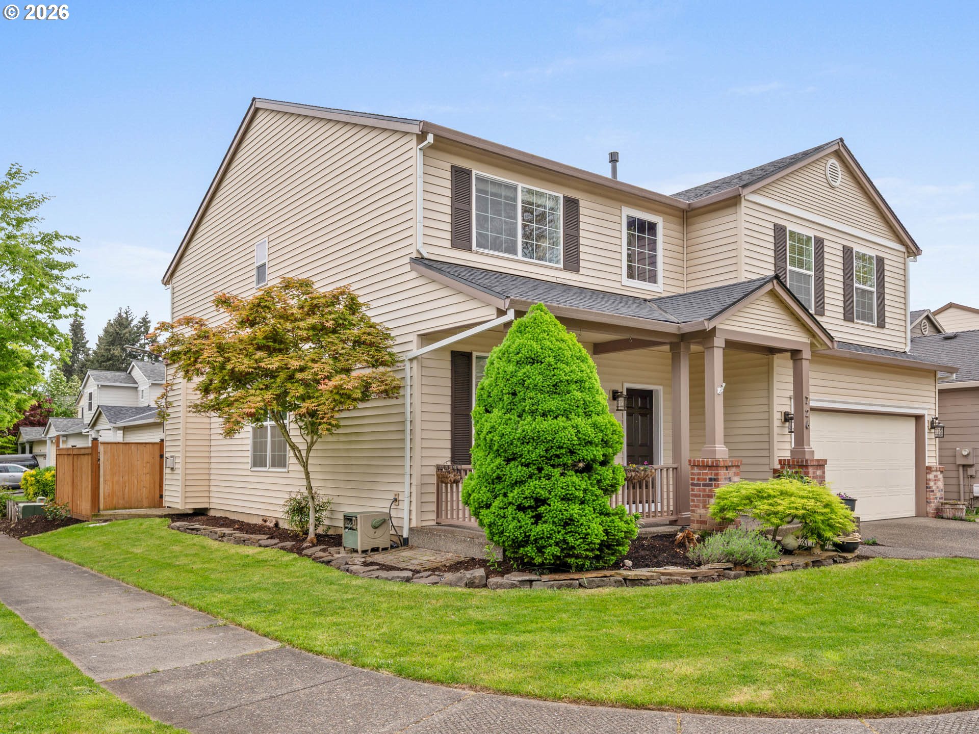 726 NW HARVEST MOON DR