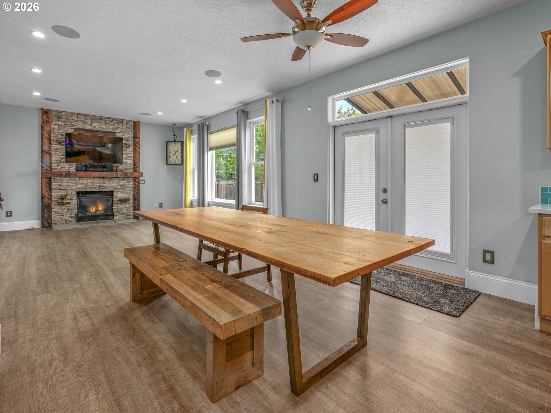 726 NW HARVEST MOON DR