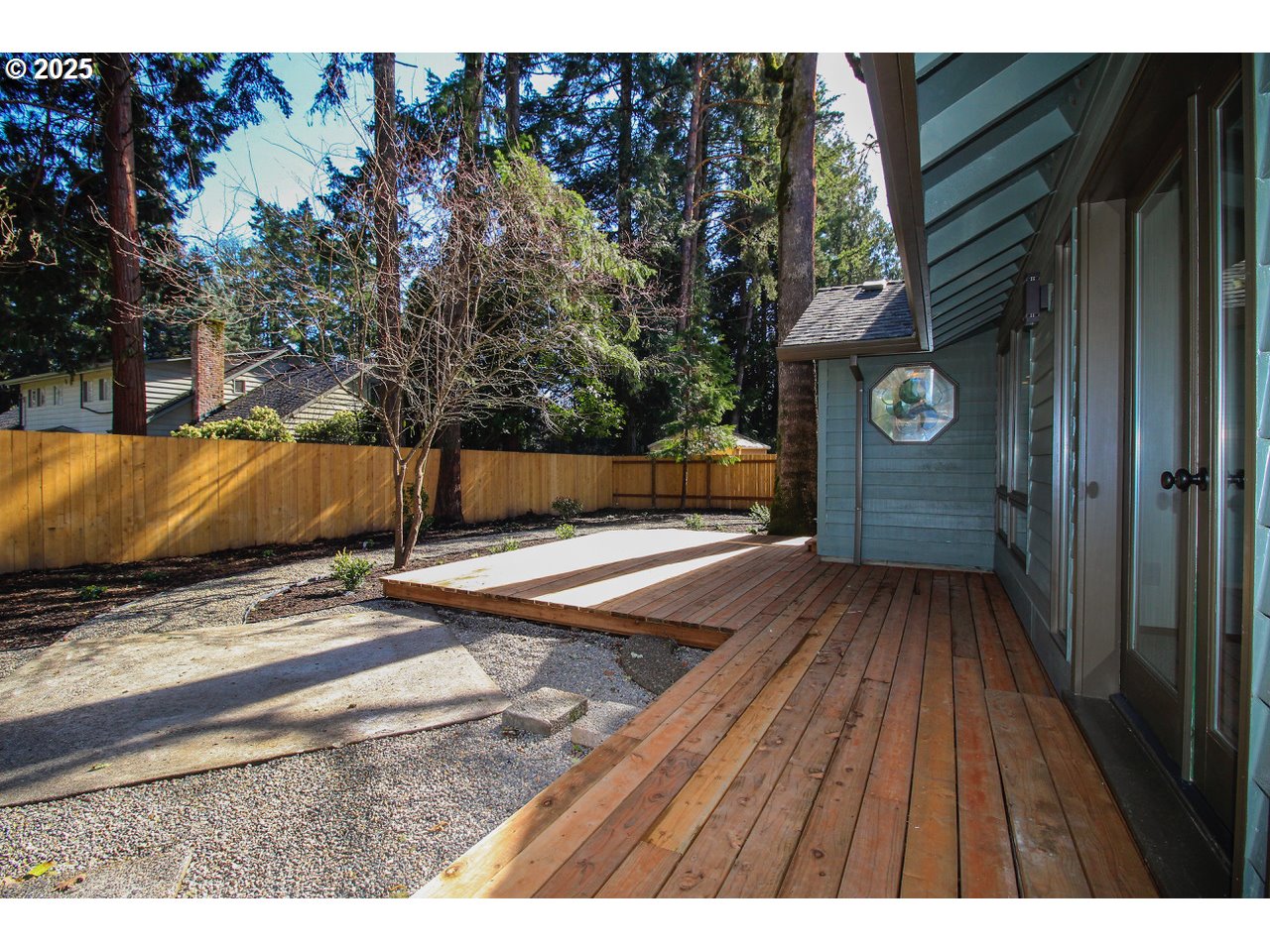 534 NE GERALDINE DR