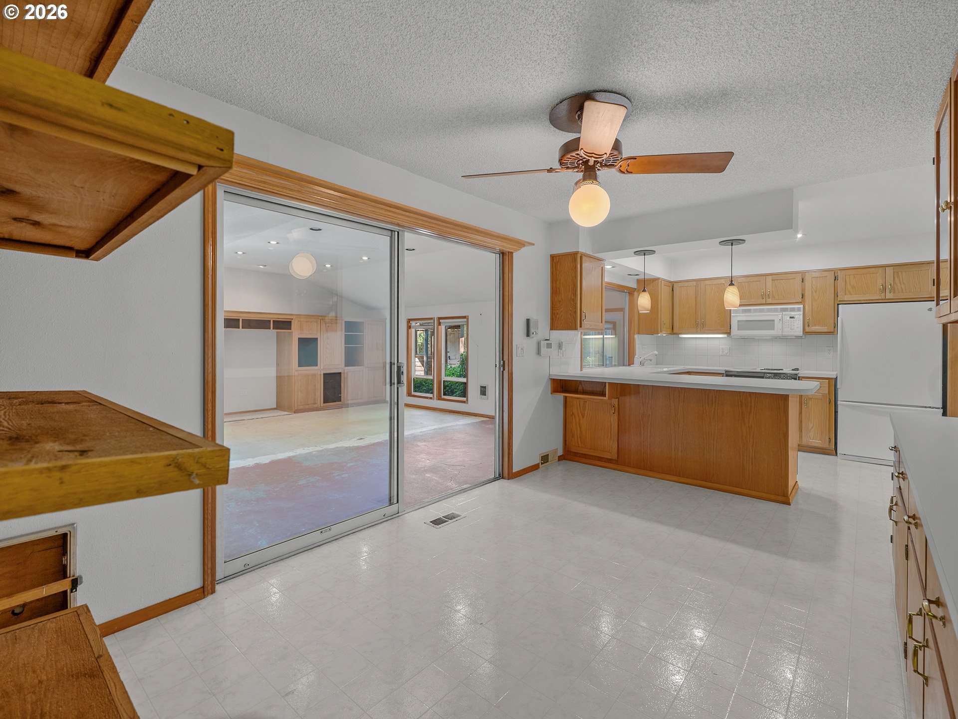 3116 NE BROGDEN ST