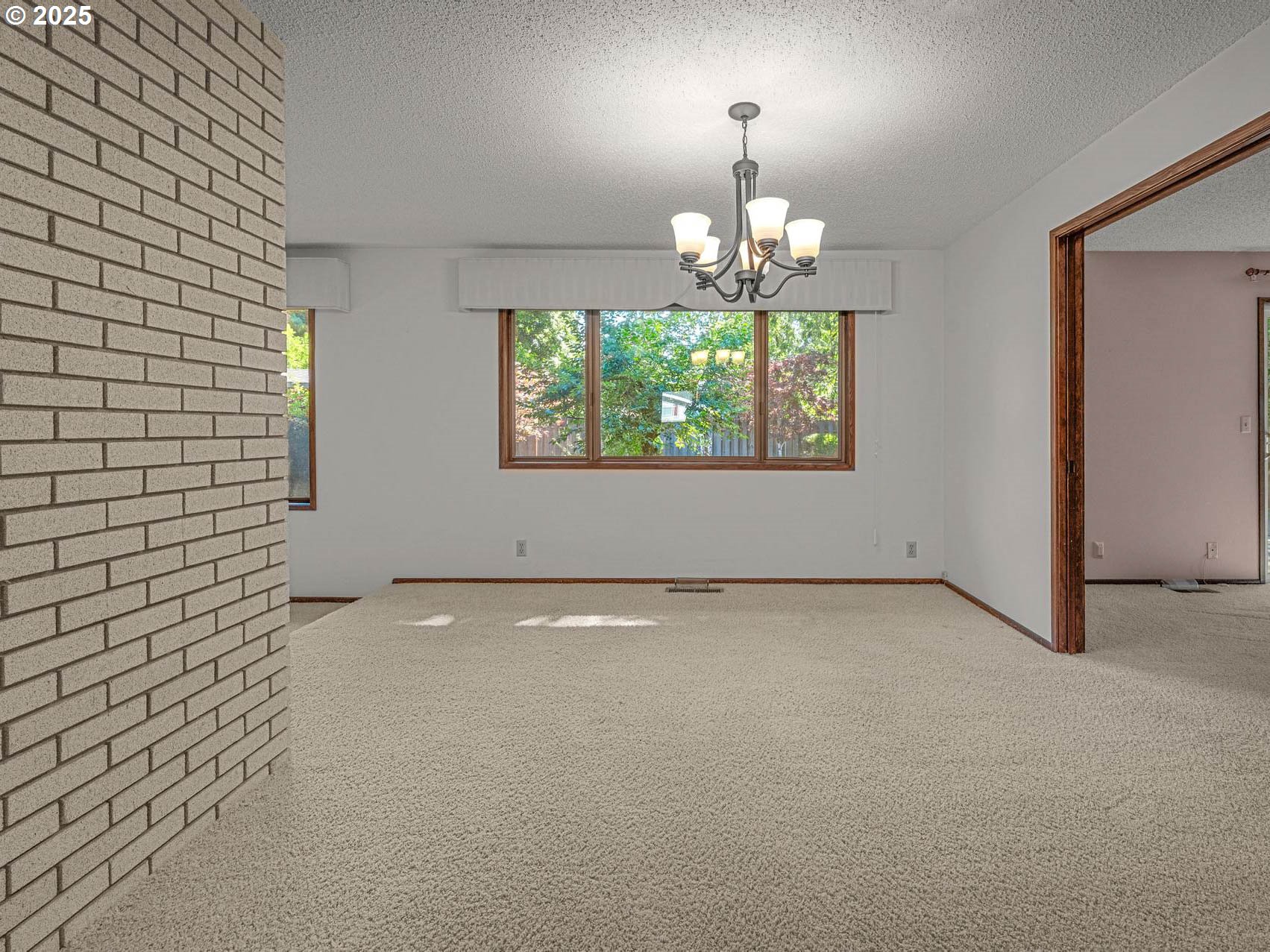 286 NE 18TH AVE