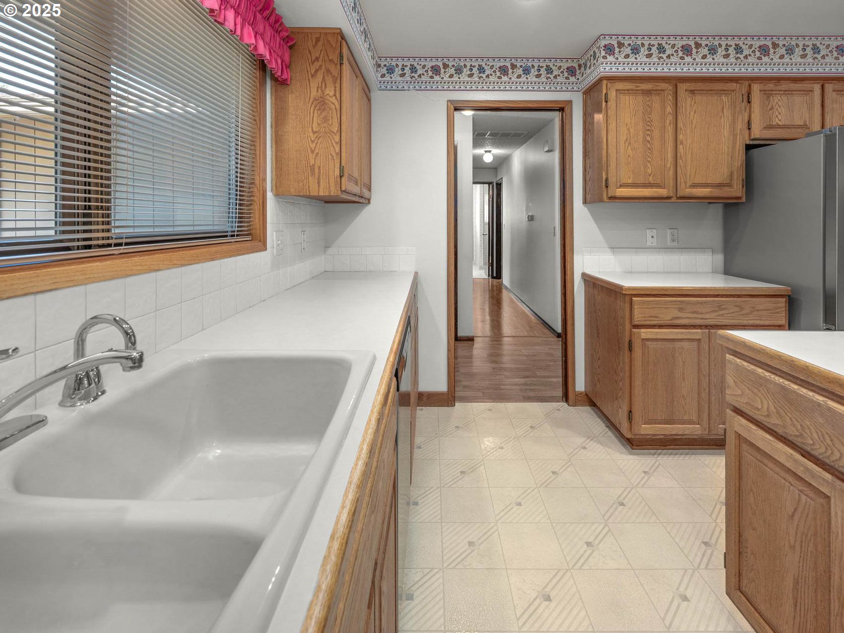 286 NE 18TH AVE