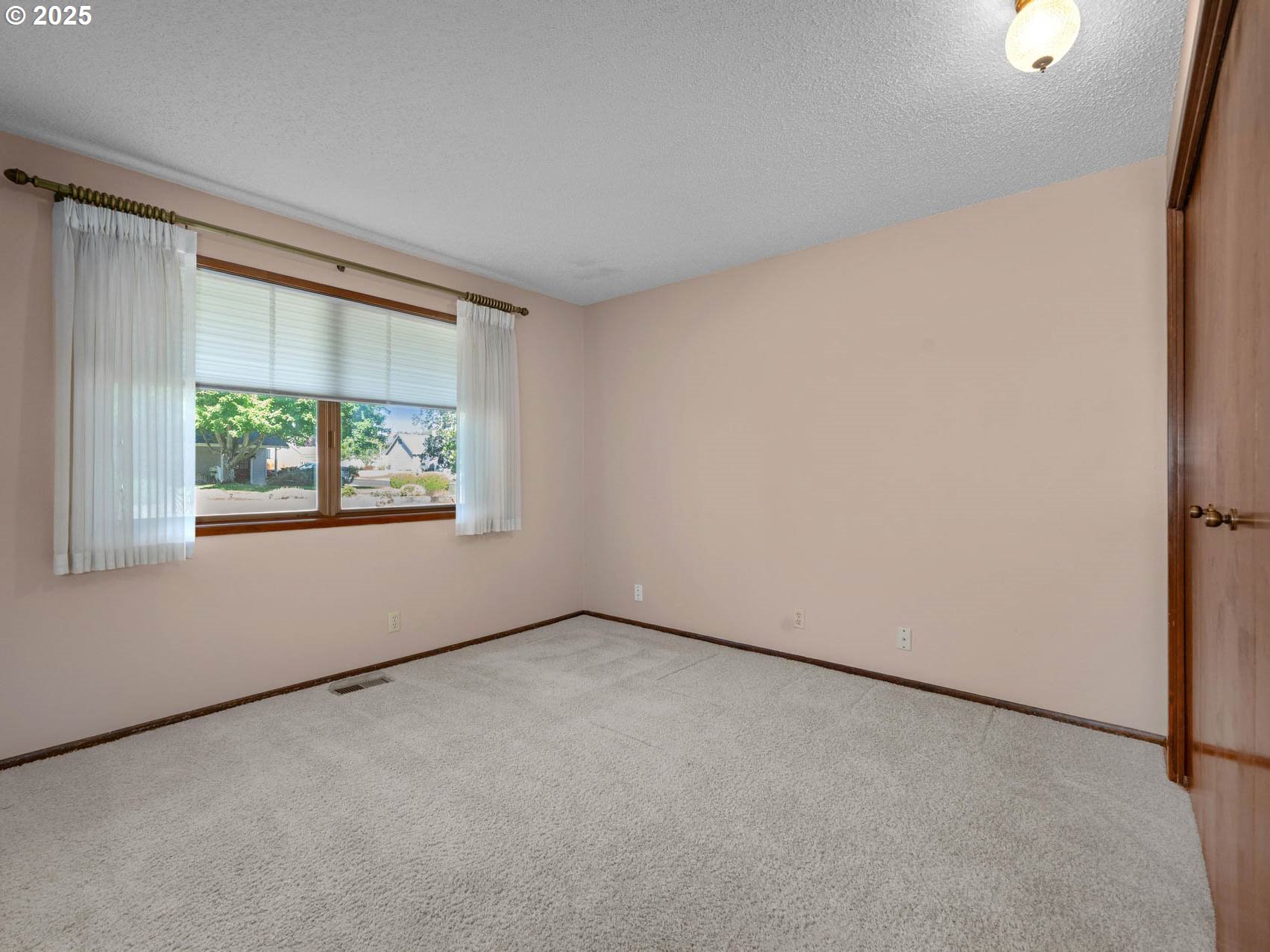 286 NE 18TH AVE