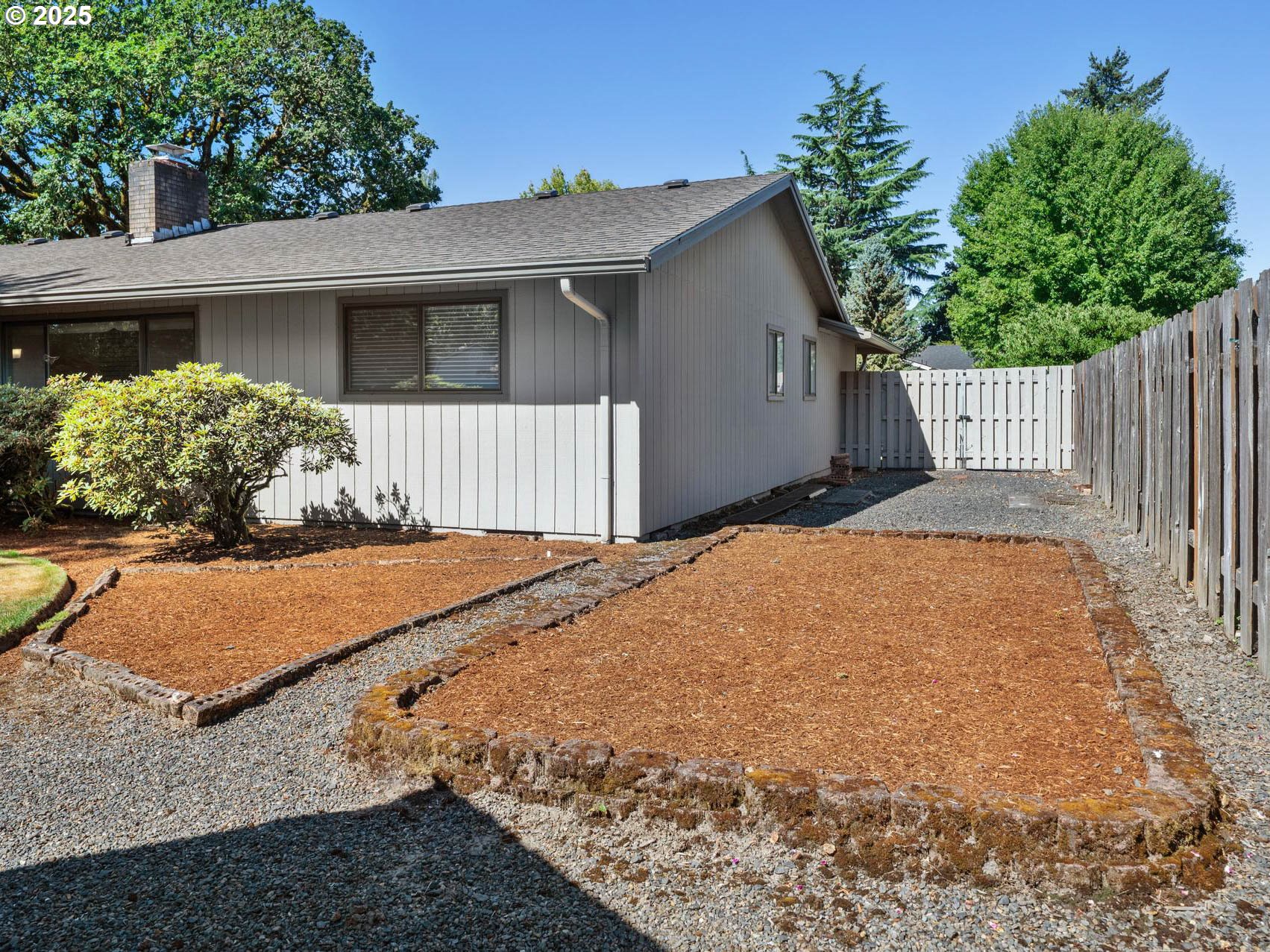 286 NE 18TH AVE
