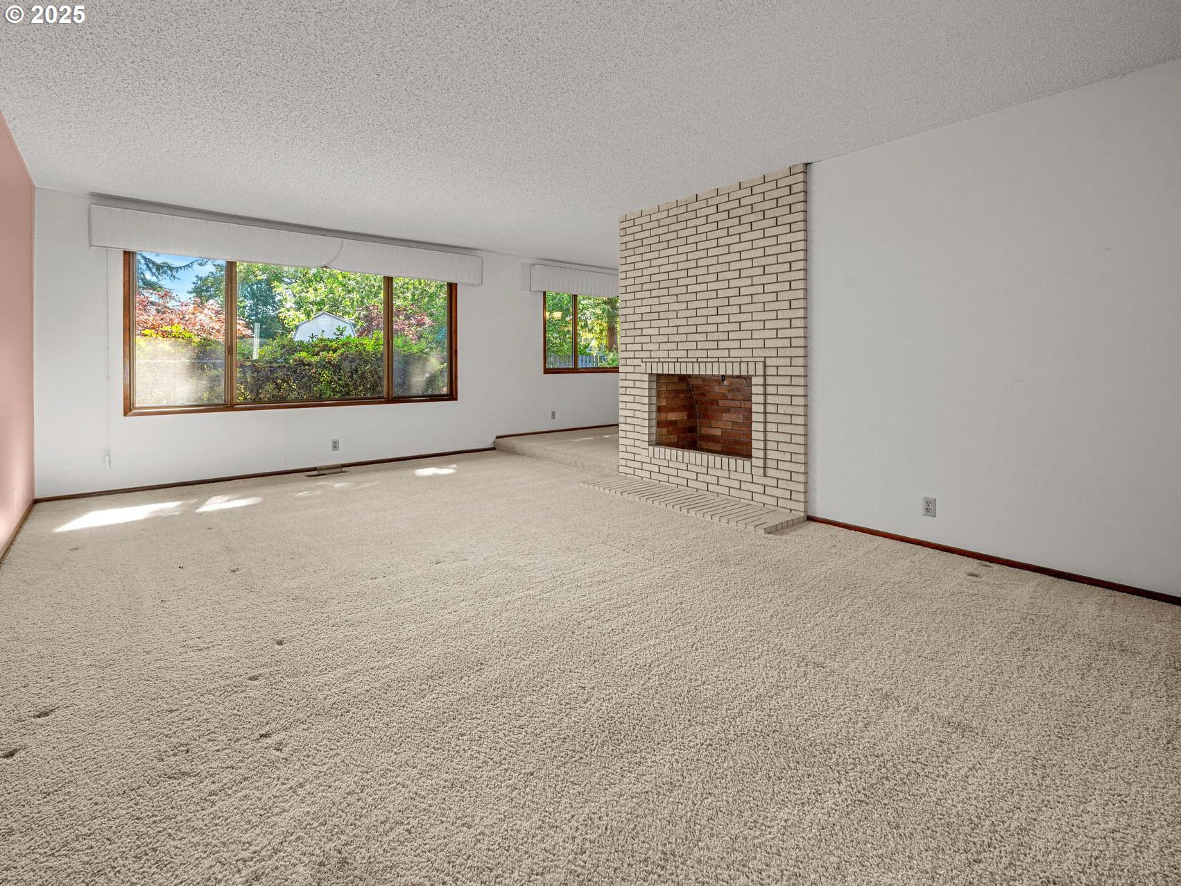 286 NE 18TH AVE