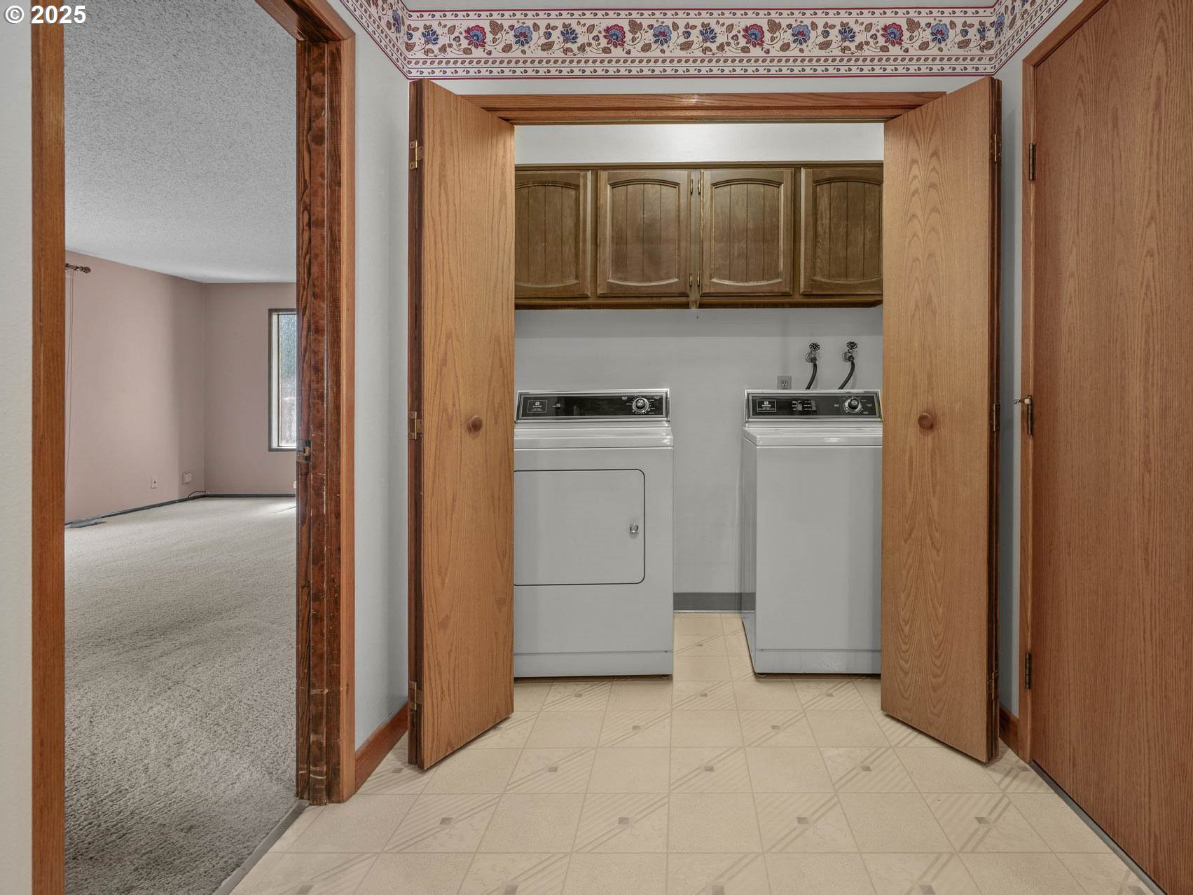 286 NE 18TH AVE