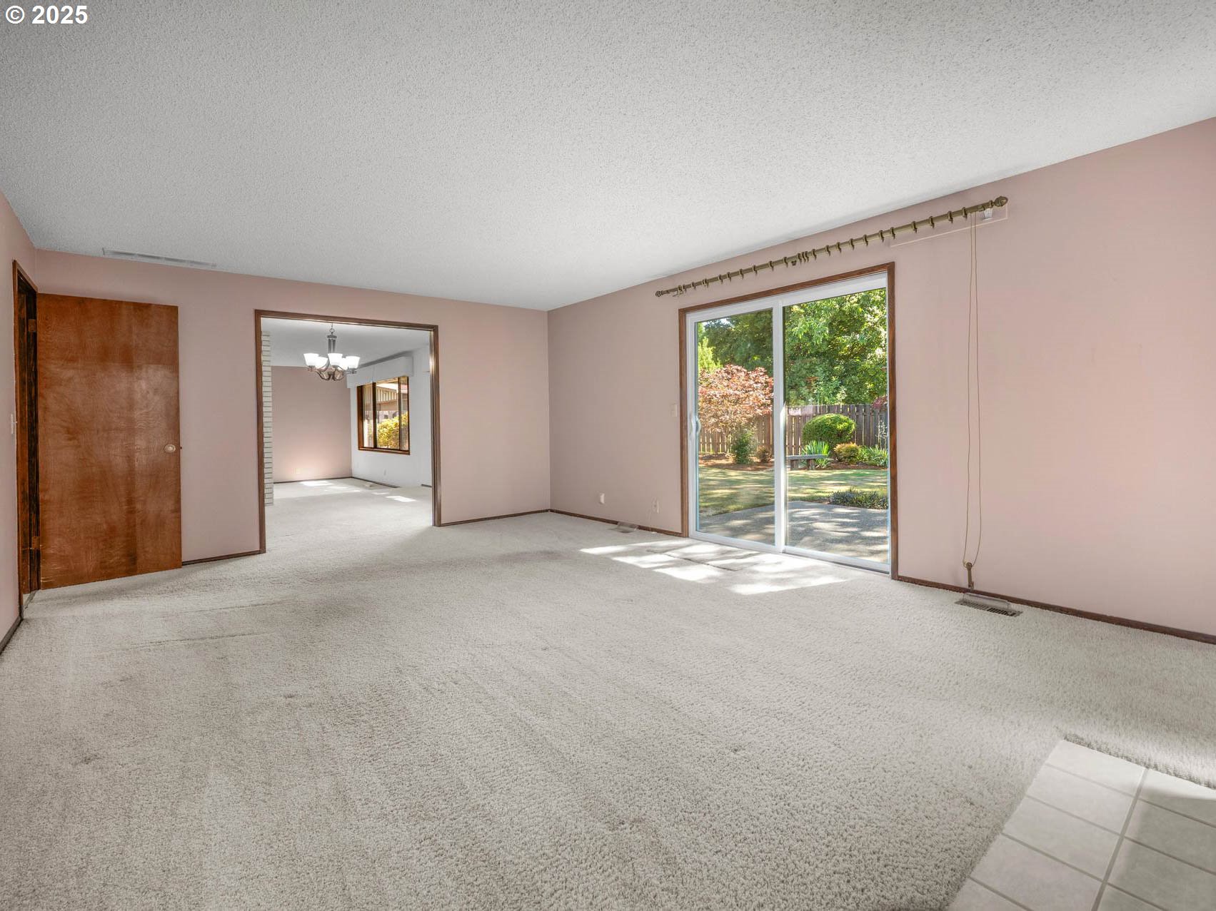 286 NE 18TH AVE