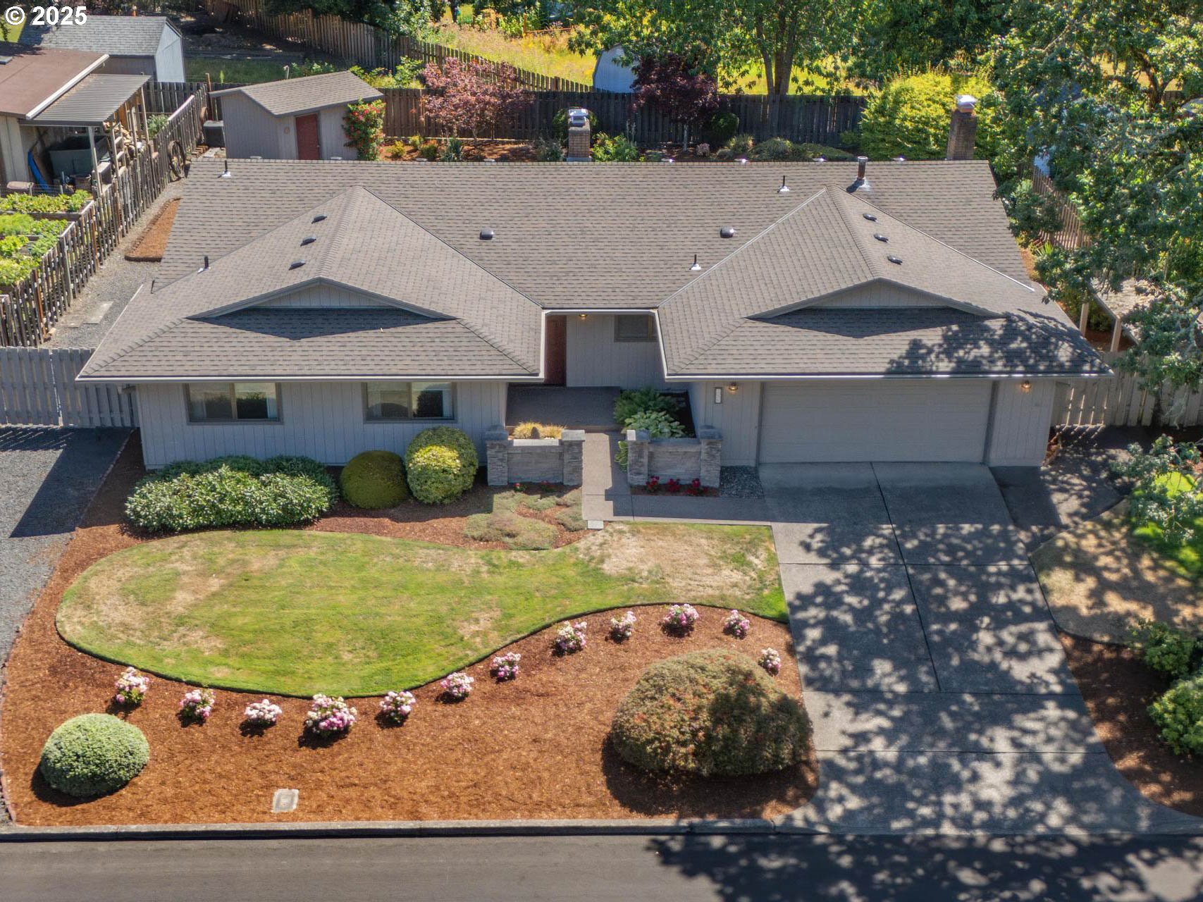 286 NE 18TH AVE