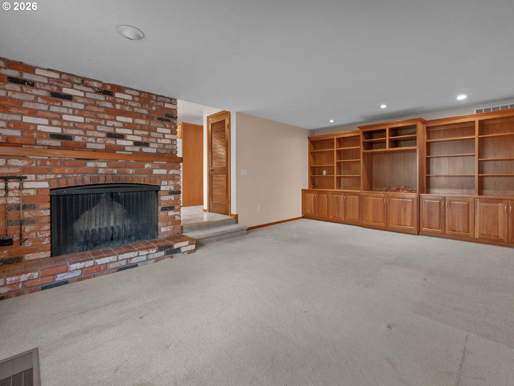 10061 NW VALLEY VISTA RD