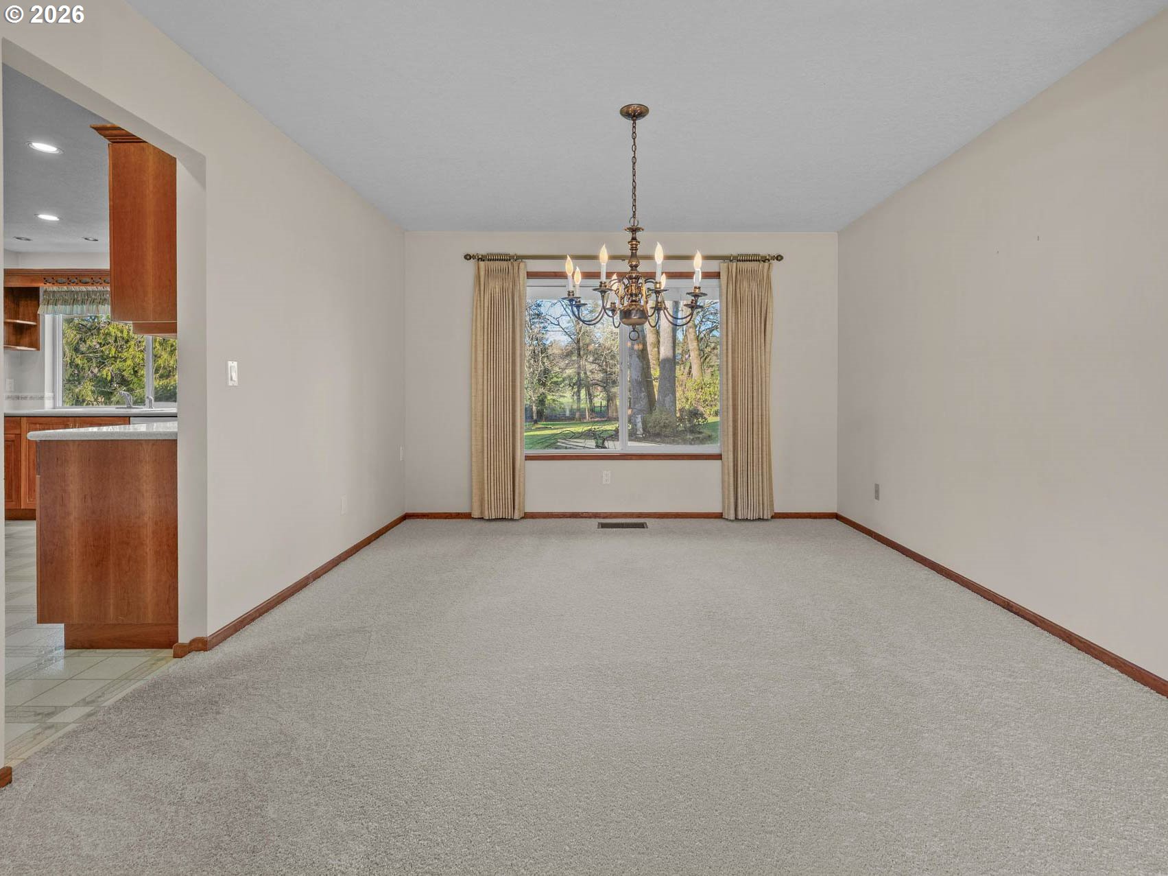 10061 NW VALLEY VISTA RD