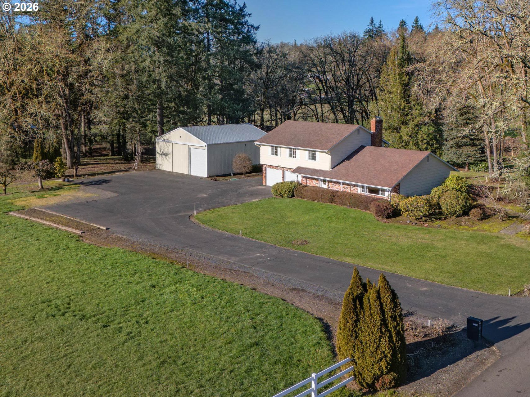 10061 NW VALLEY VISTA RD