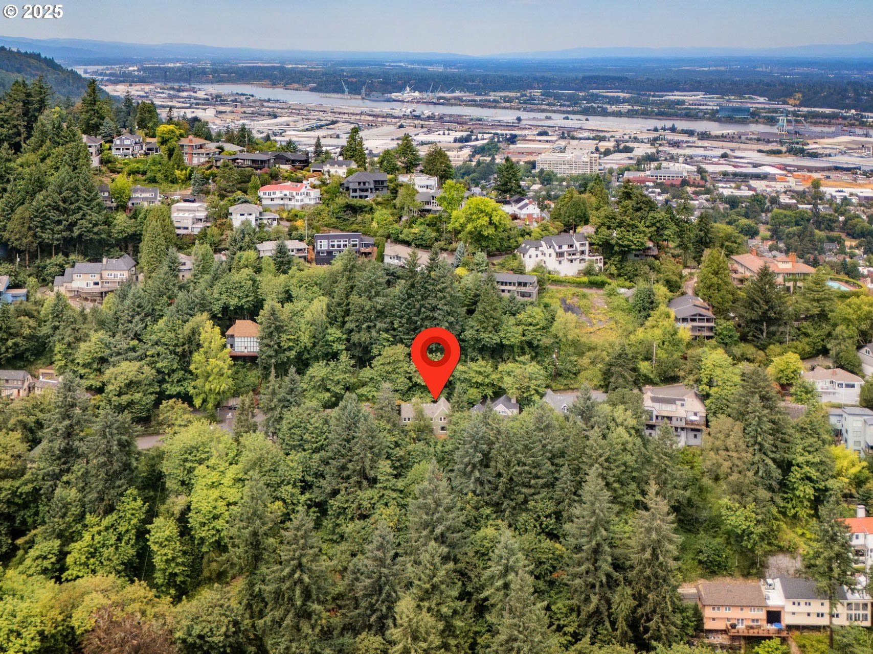 140 NW MACLEAY BLVD