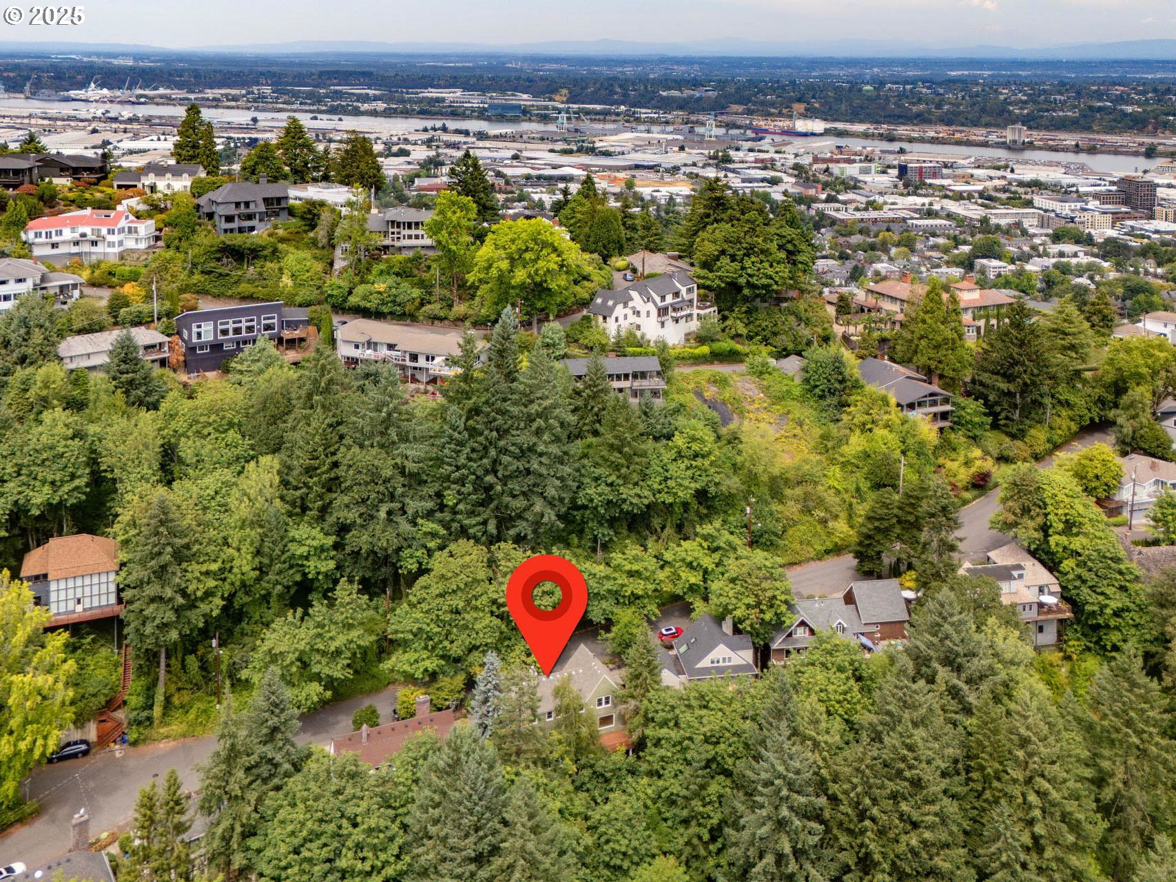 140 NW MACLEAY BLVD