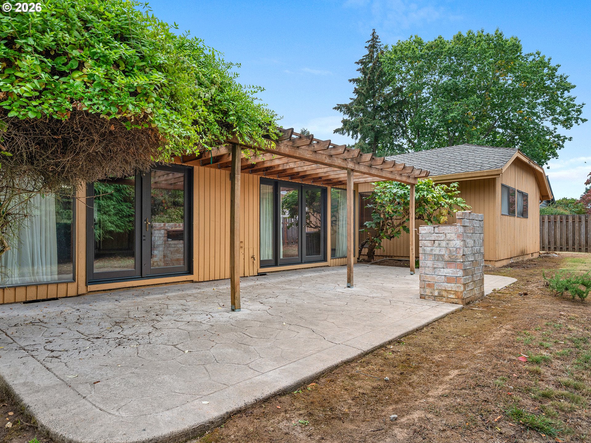 3673 SE MEIER CT