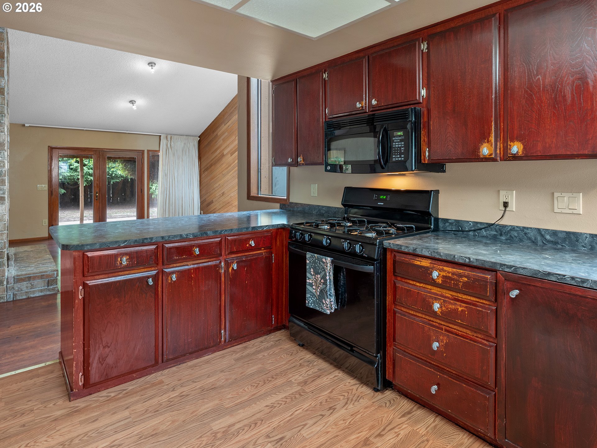3673 SE MEIER CT