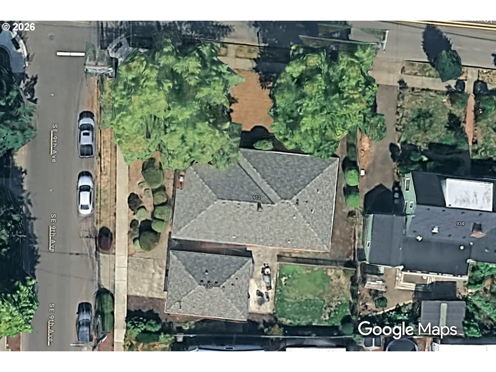 912 E MAIN ST