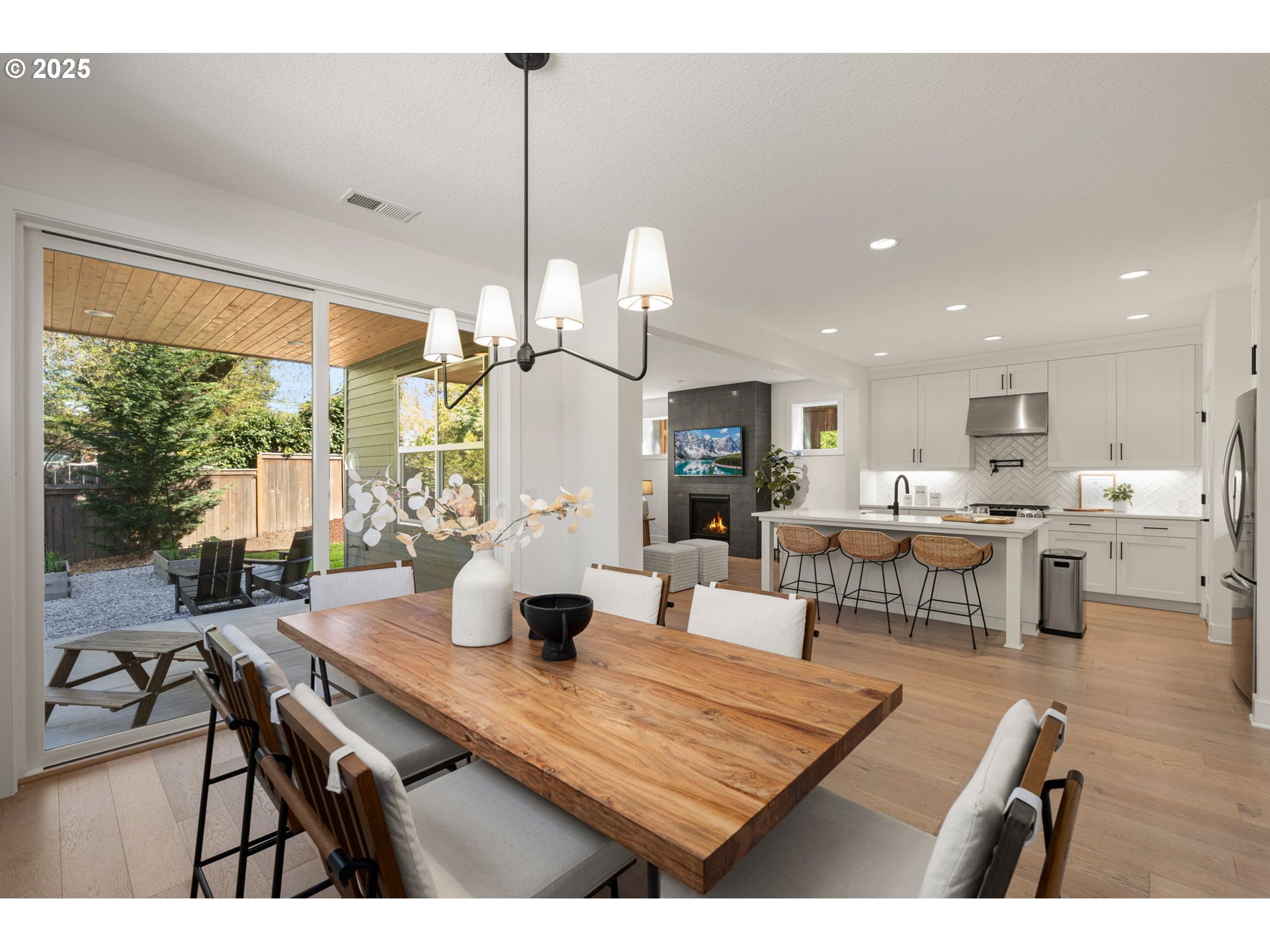 6810 SW 54TH AVE