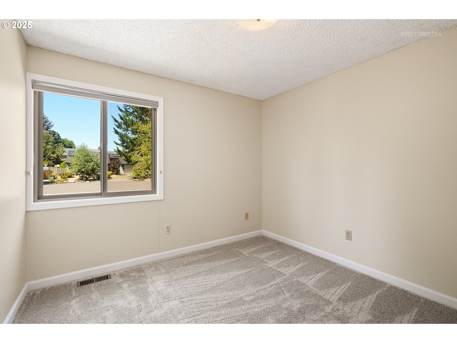 13135 SW DARTMOOR CT