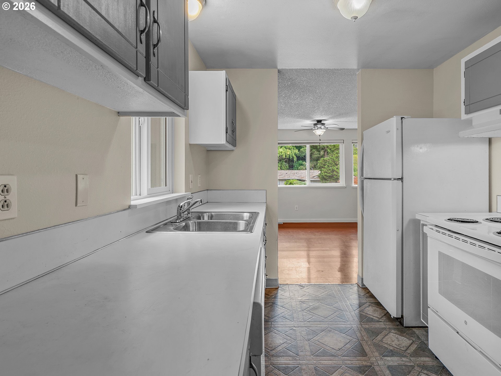 18395 SW SALIX RIDGE ST