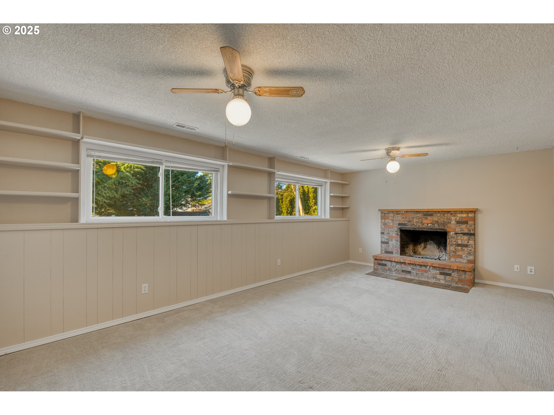 329 NE 20TH PL