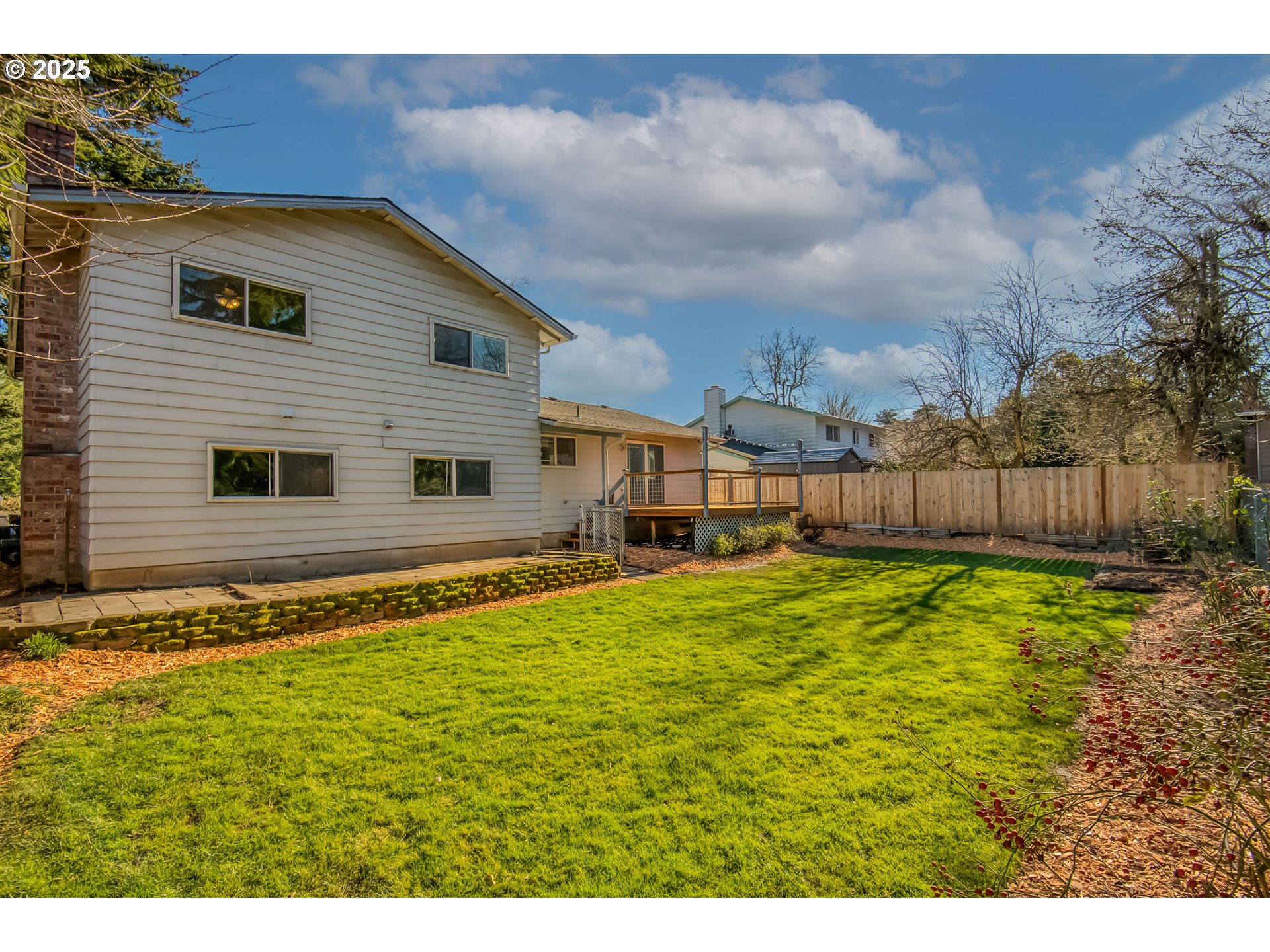 329 NE 20TH PL