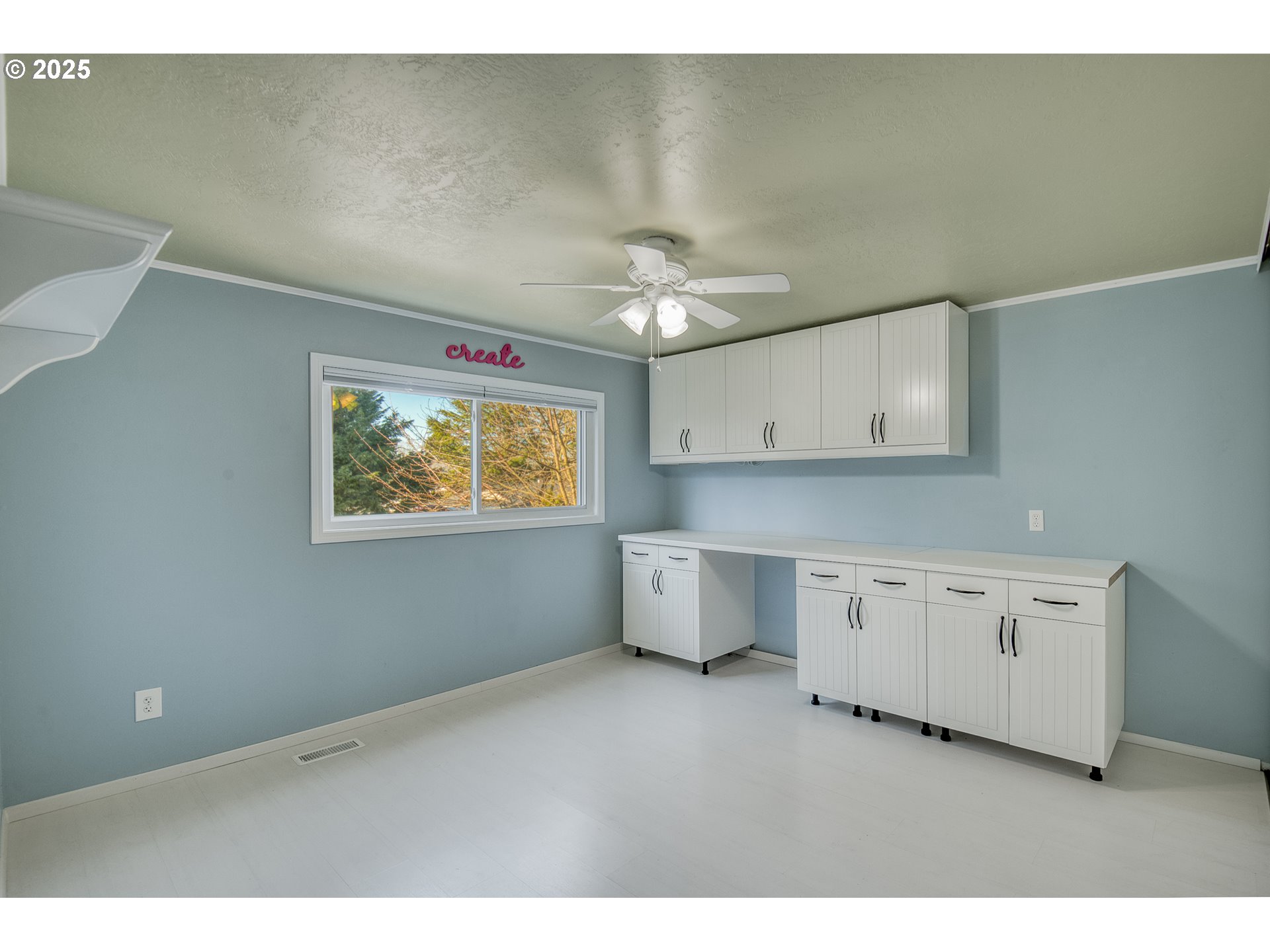 329 NE 20TH PL