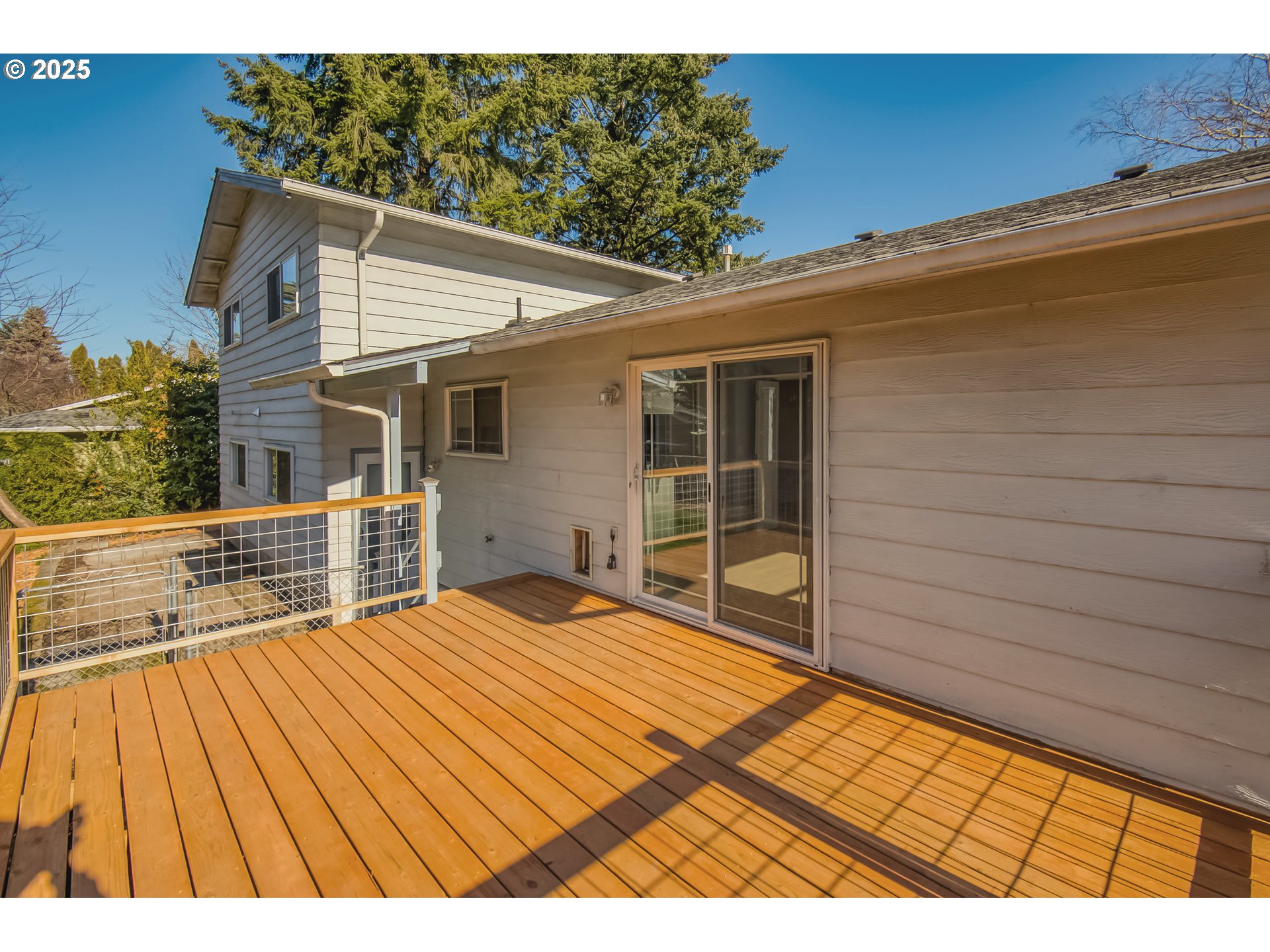 329 NE 20TH PL
