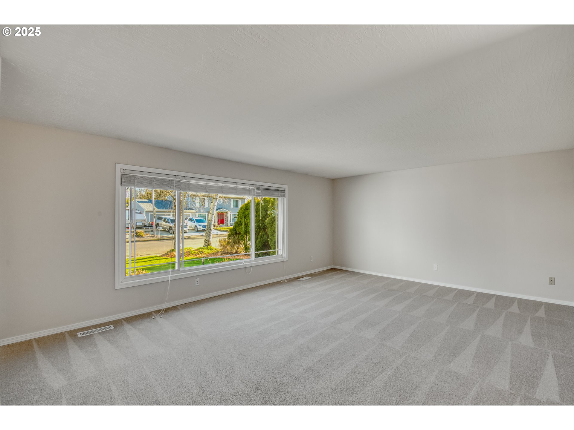 329 NE 20TH PL