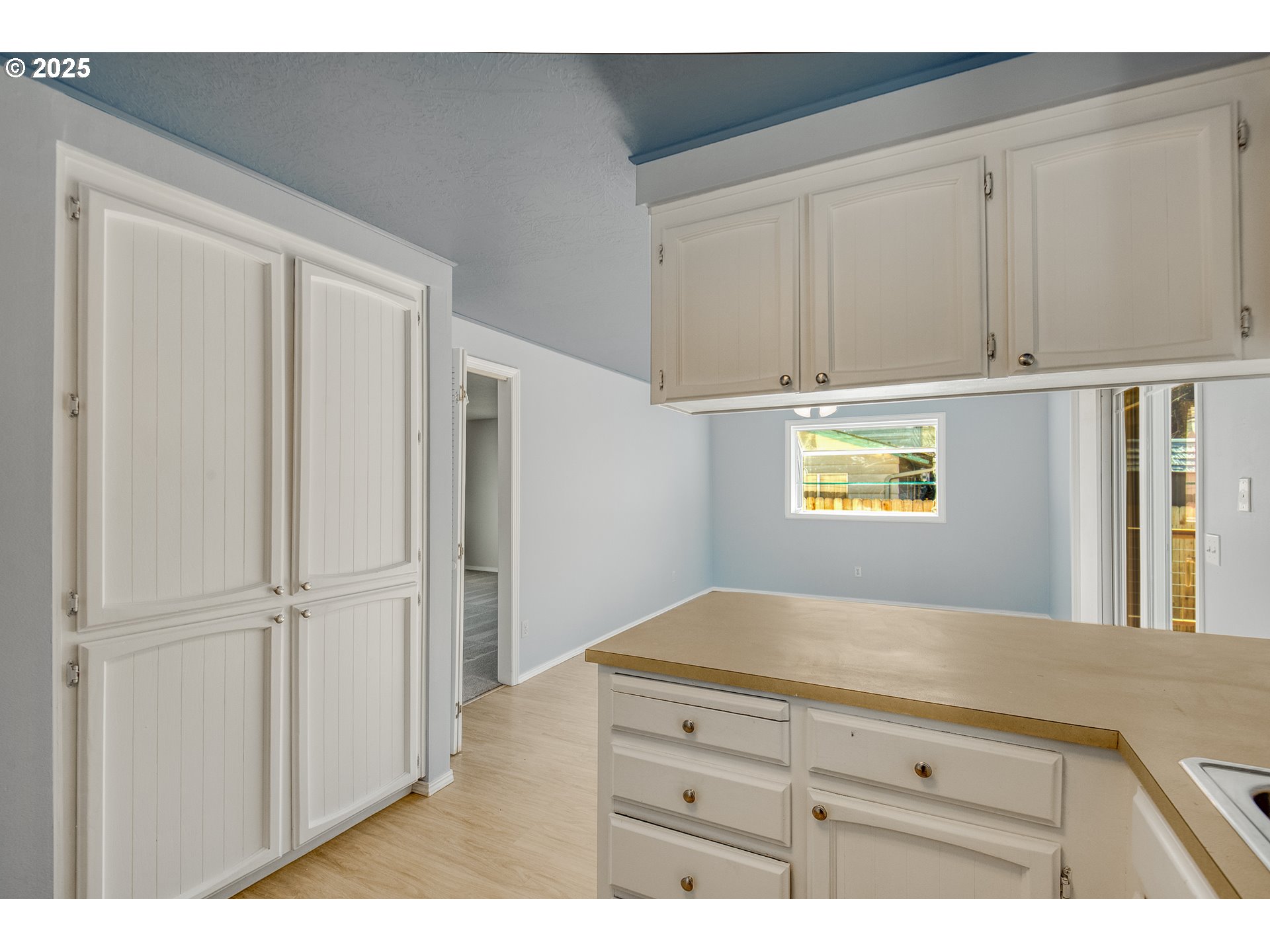 329 NE 20TH PL