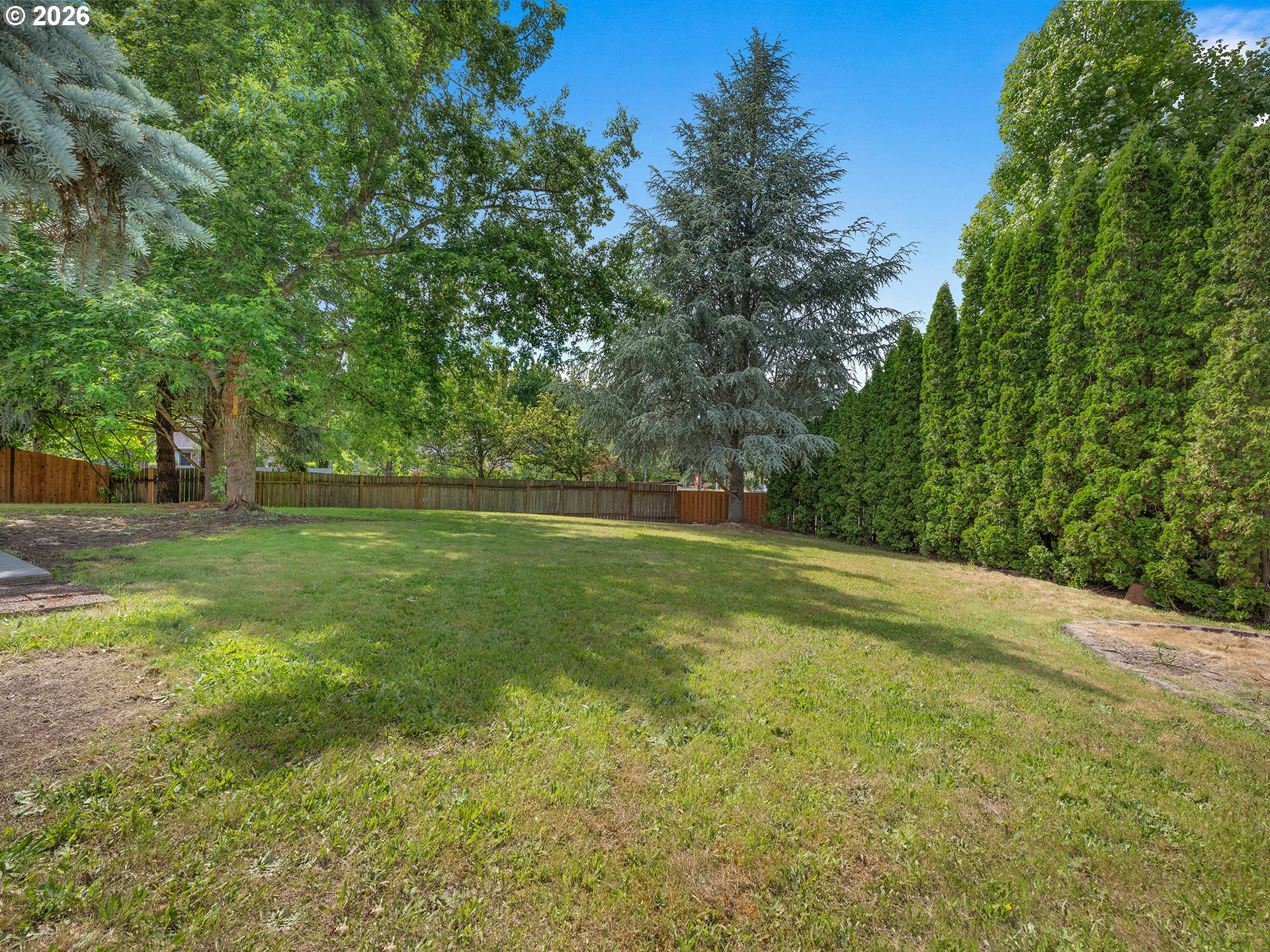 5137 NE STABLE DR