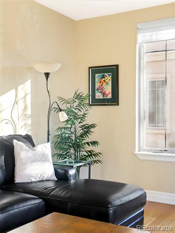 150 S Madison Street Unit: 208