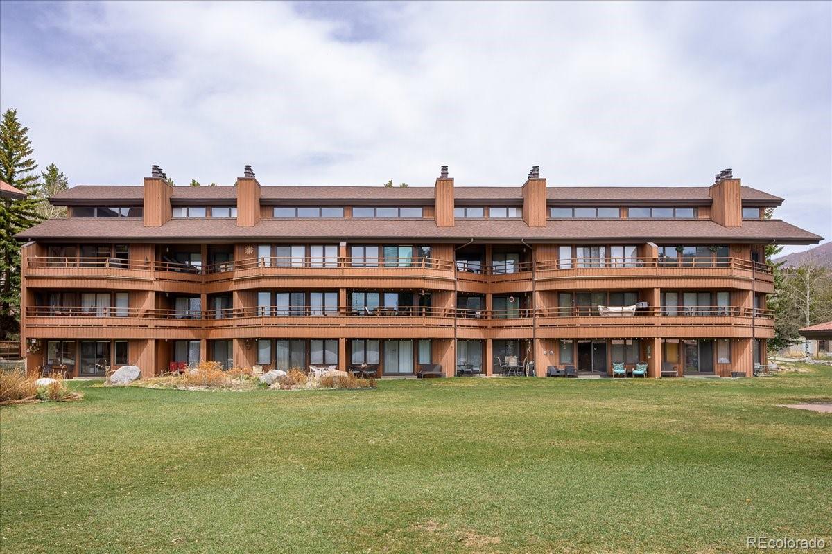 605 Lake Front Road Unit: 8