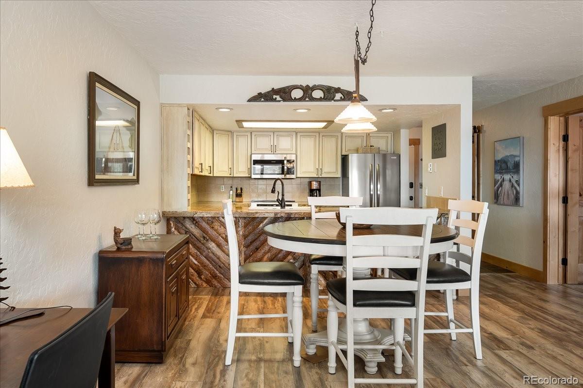605 Lake Front Road Unit: 8