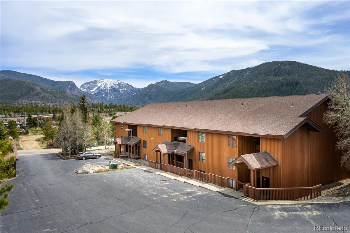 605 Lake Front Road Unit: 8