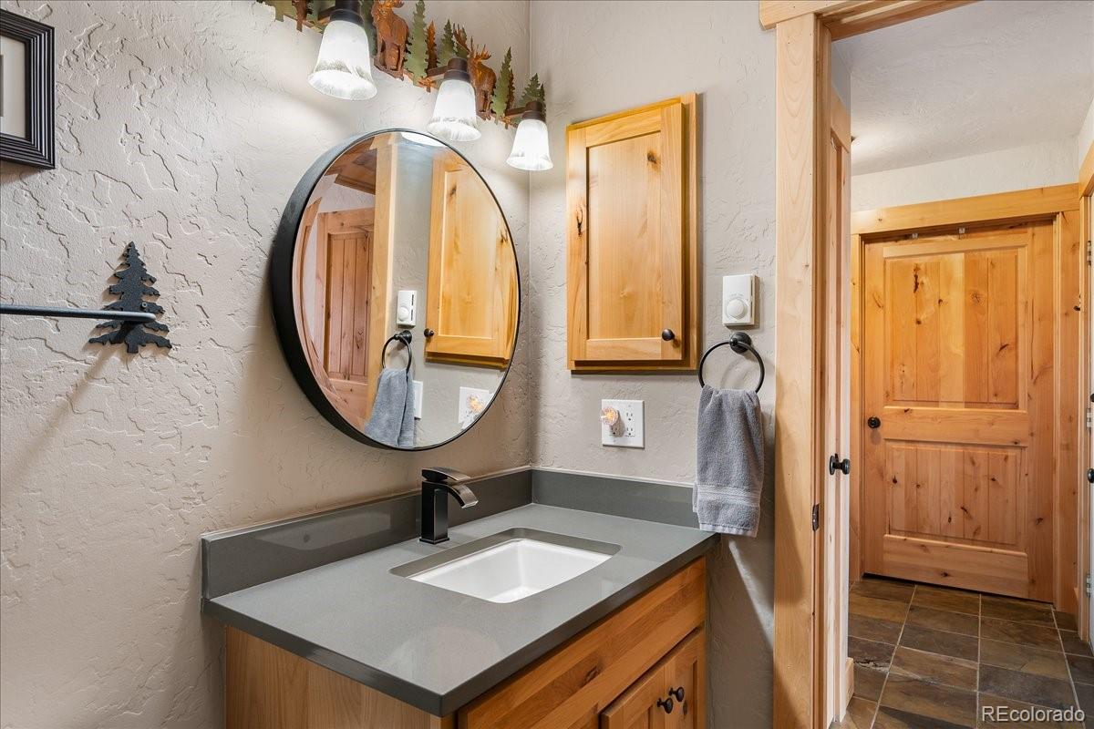 605 Lake Front Road Unit: 8