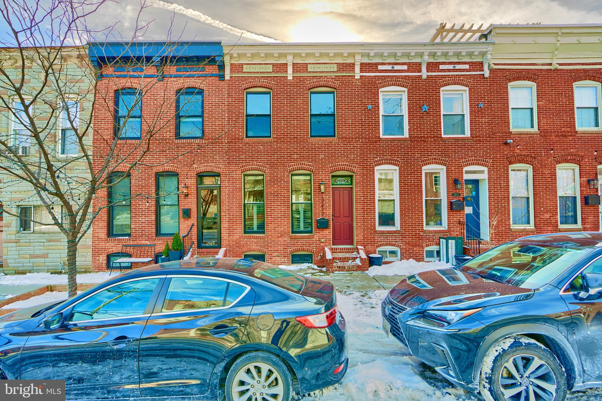 3217 Dillon St