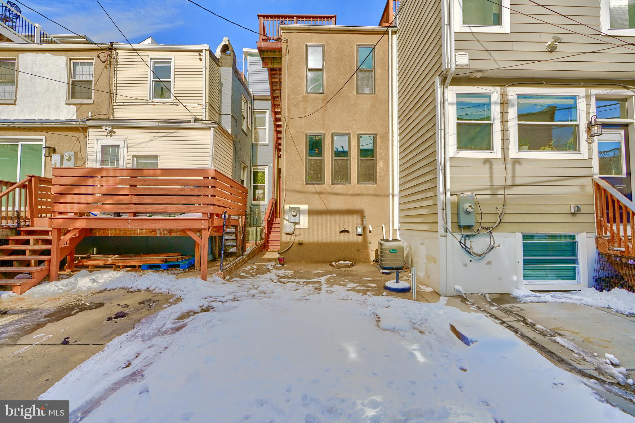 3217 Dillon St