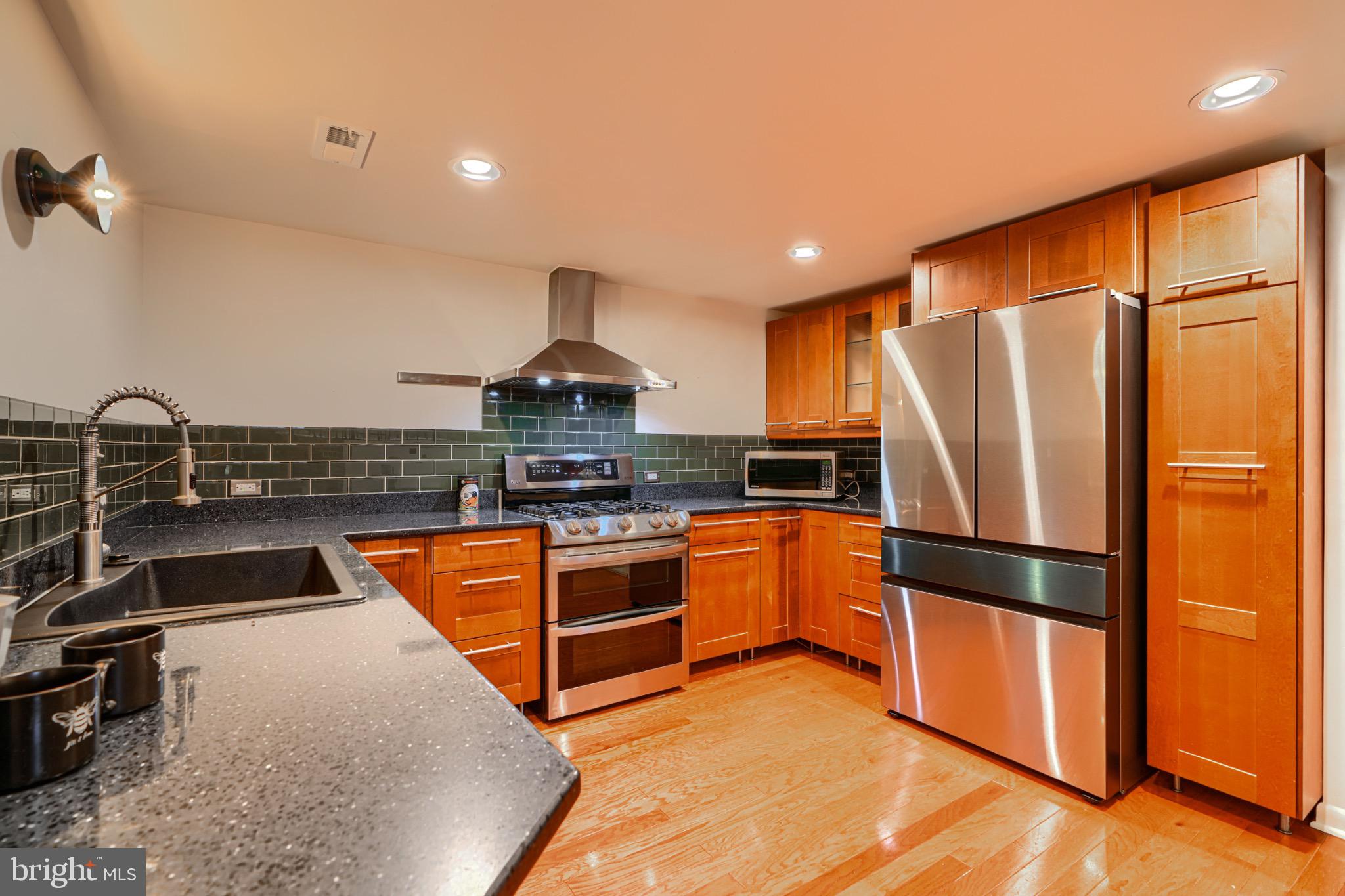 715 LOVEGROVE
