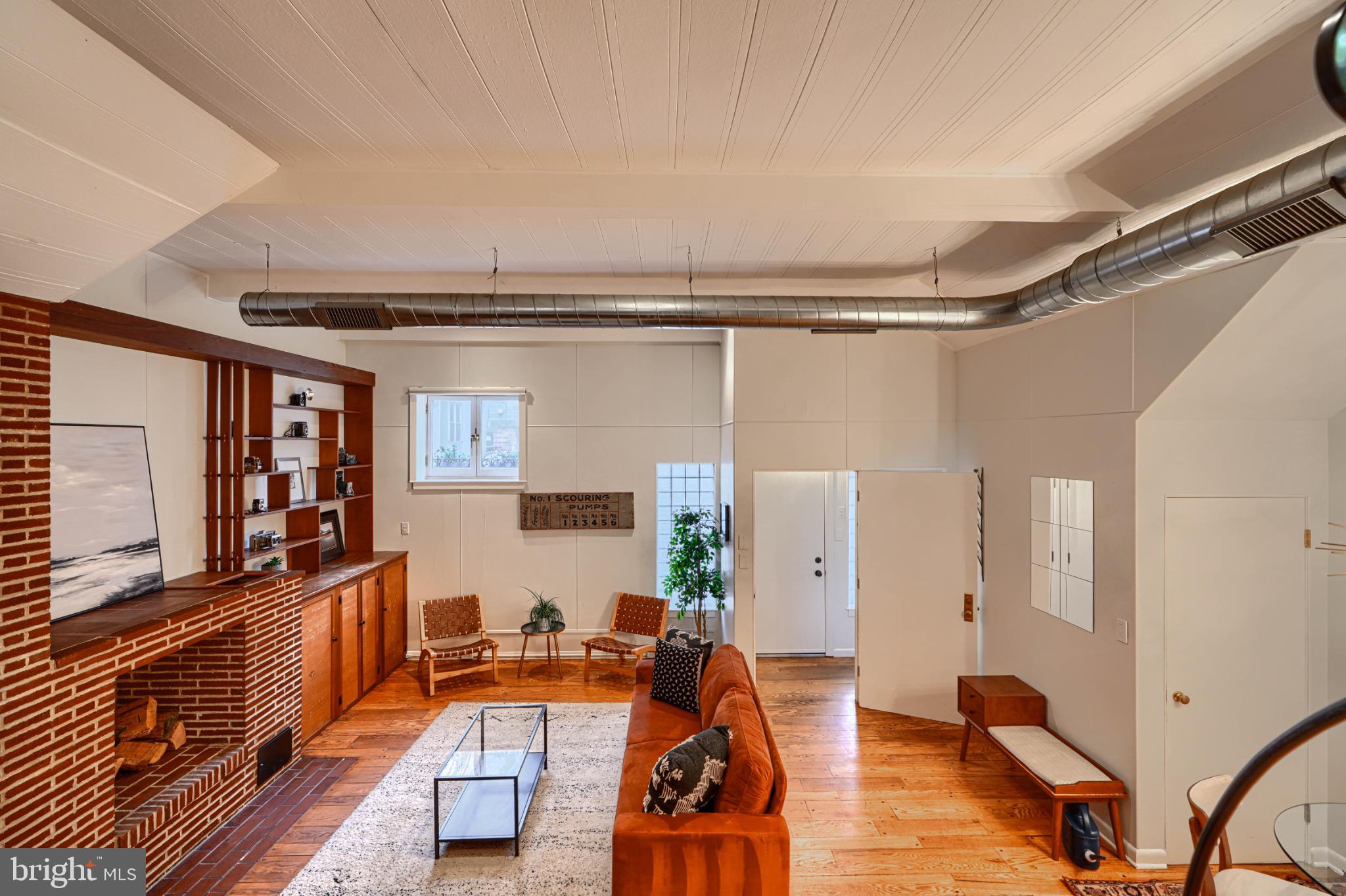 715 LOVEGROVE
