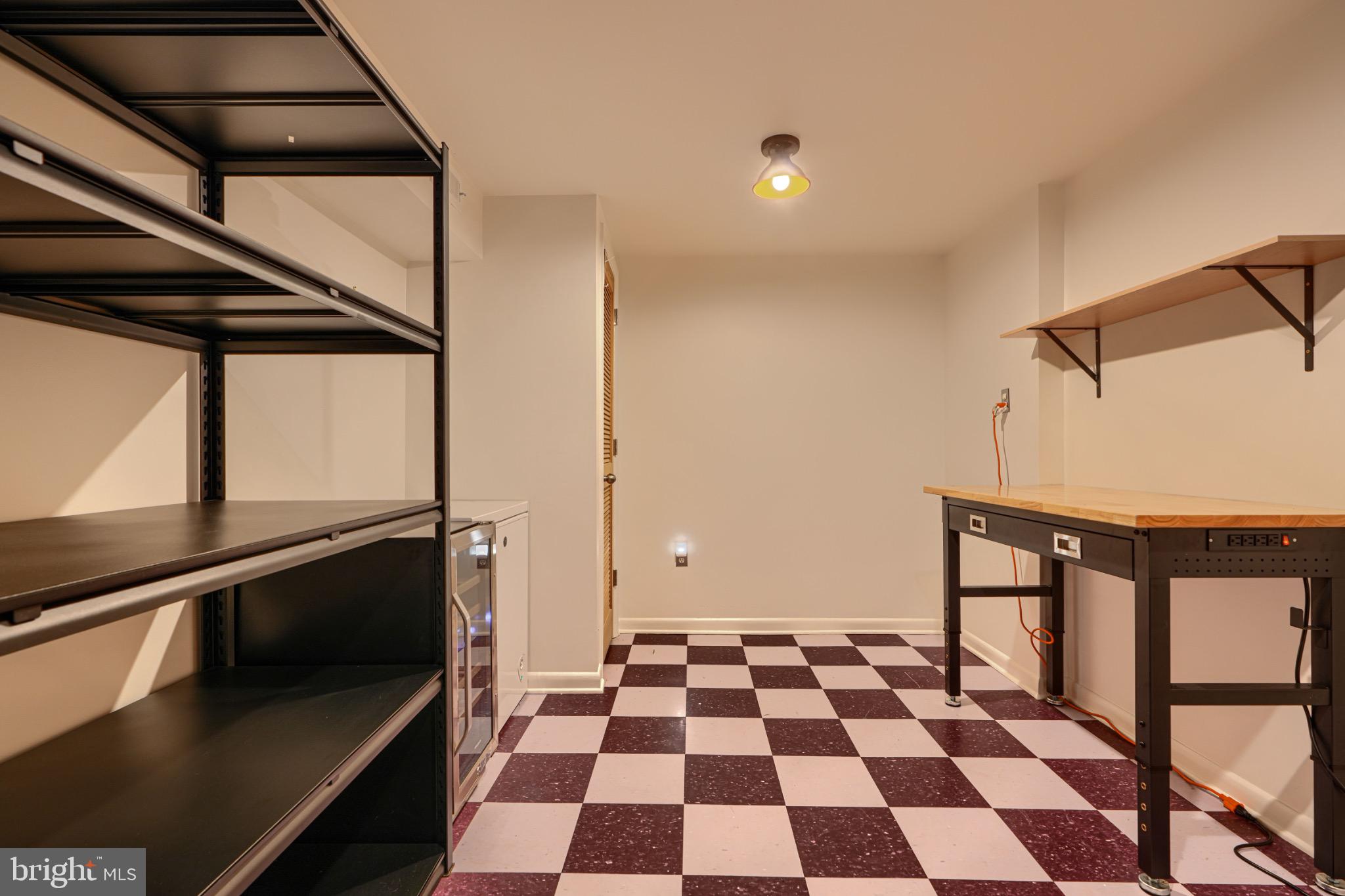 715 LOVEGROVE