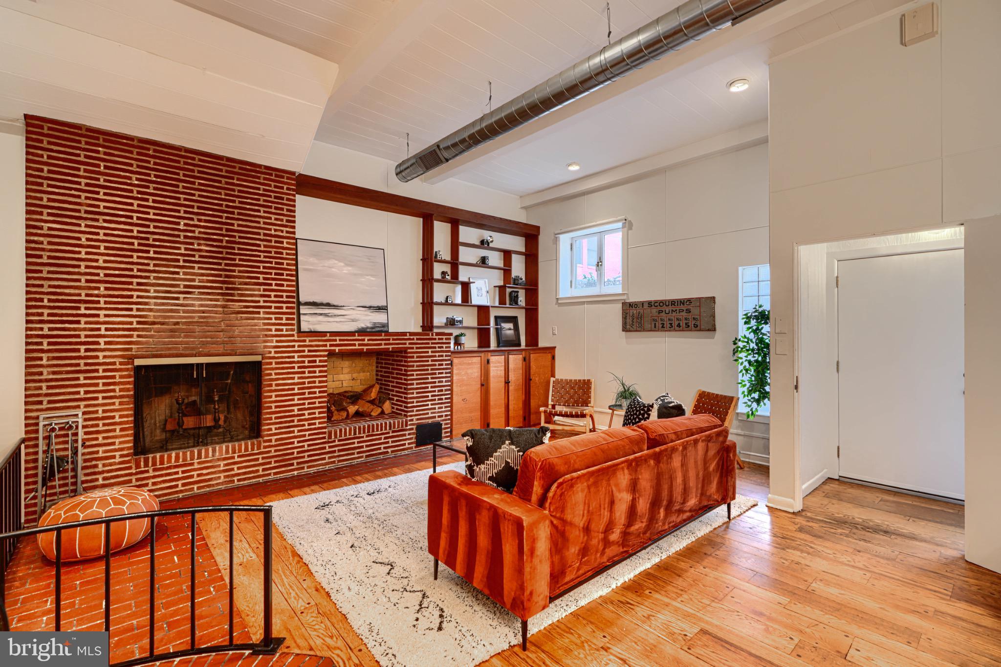 715 LOVEGROVE