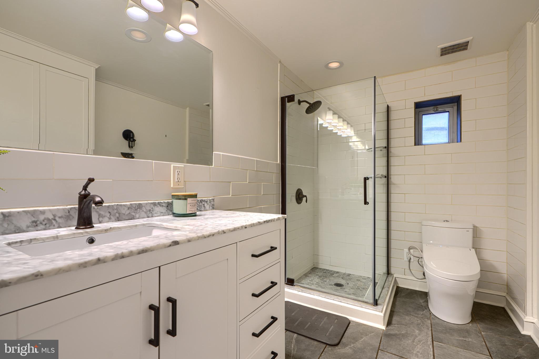 715 LOVEGROVE