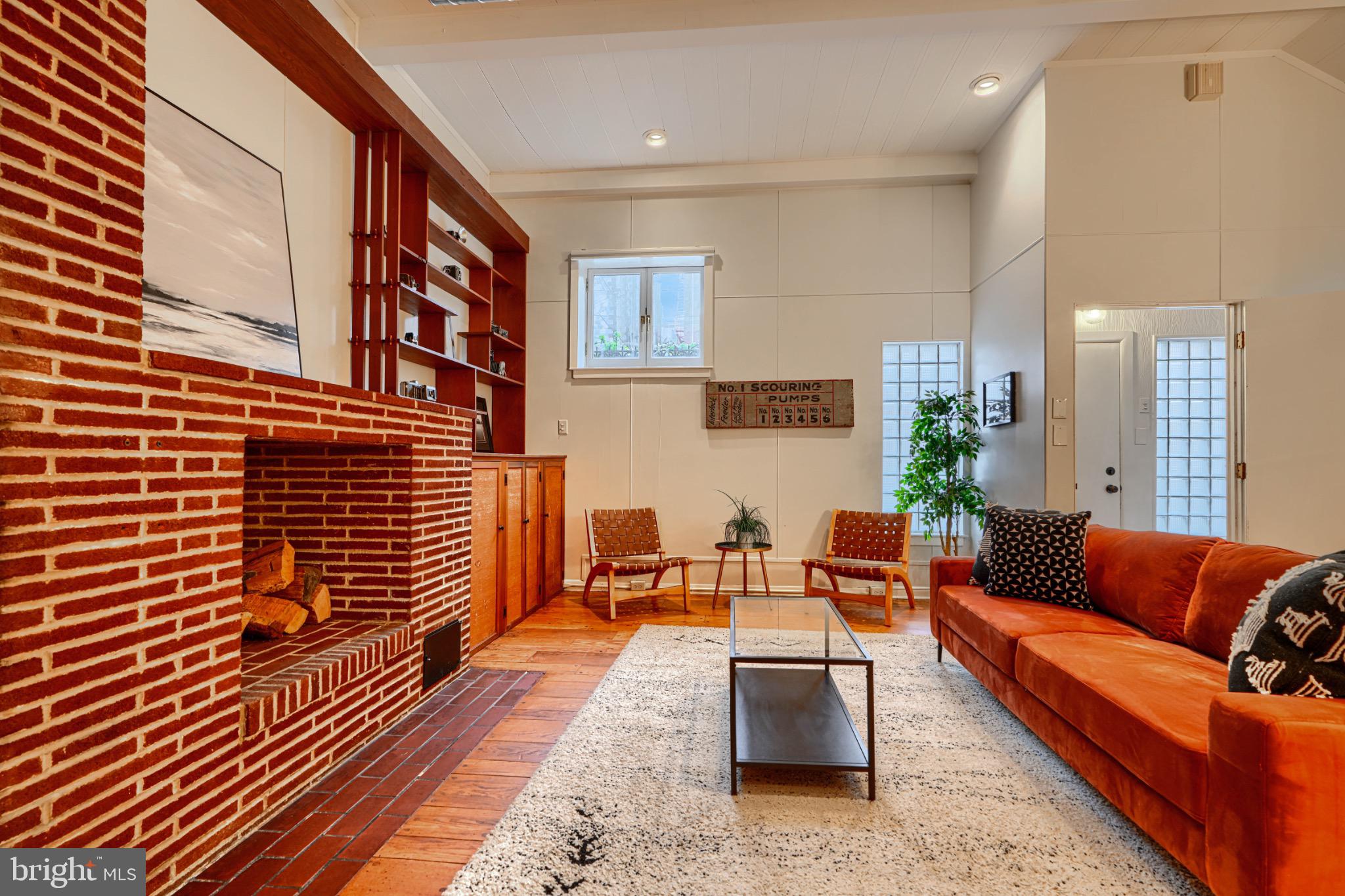 715 LOVEGROVE