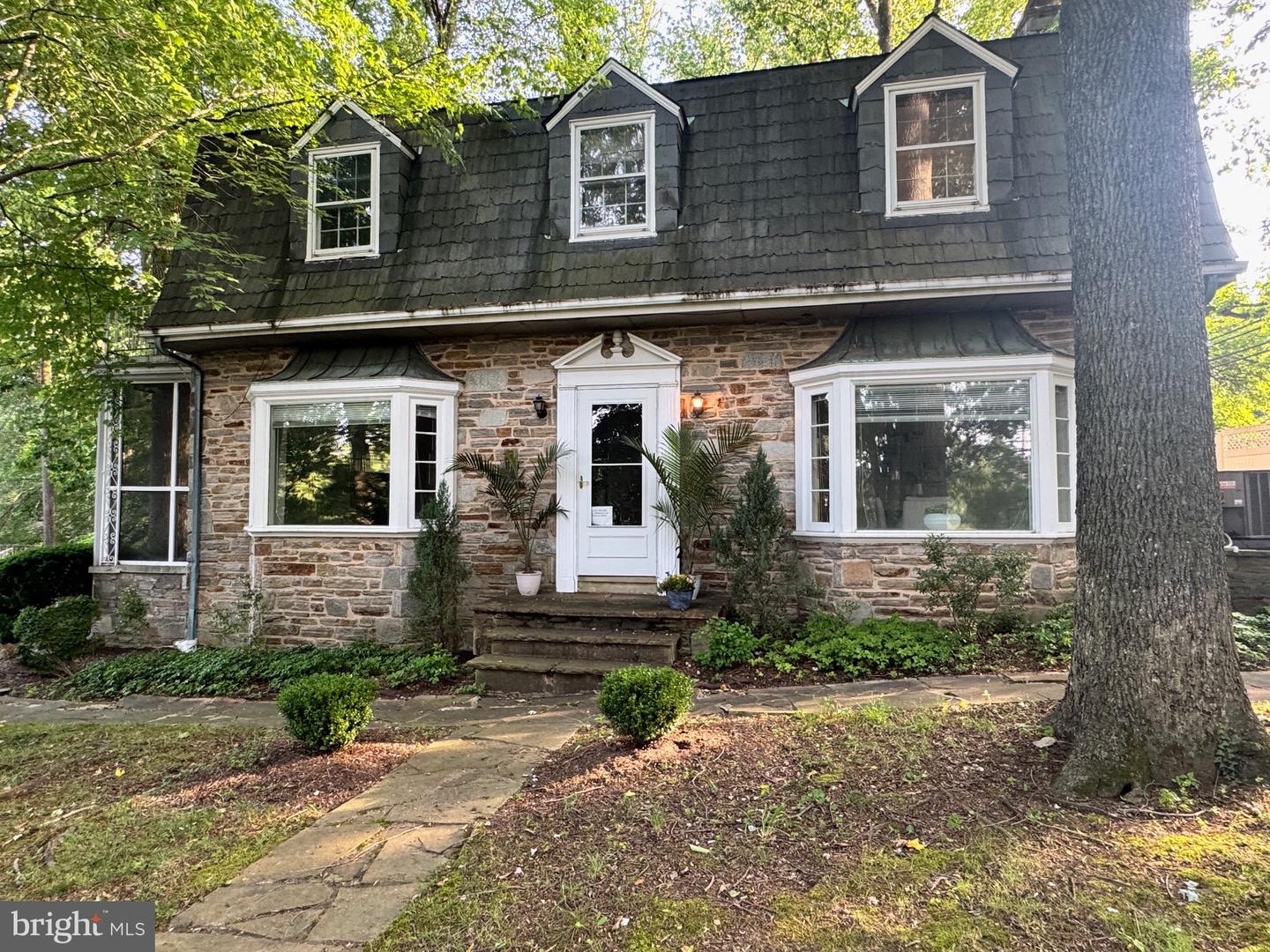 701 Hillen Rd
