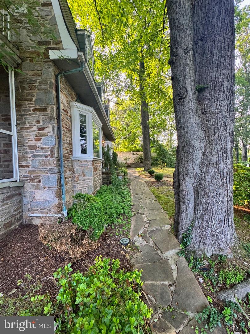 701 Hillen Rd