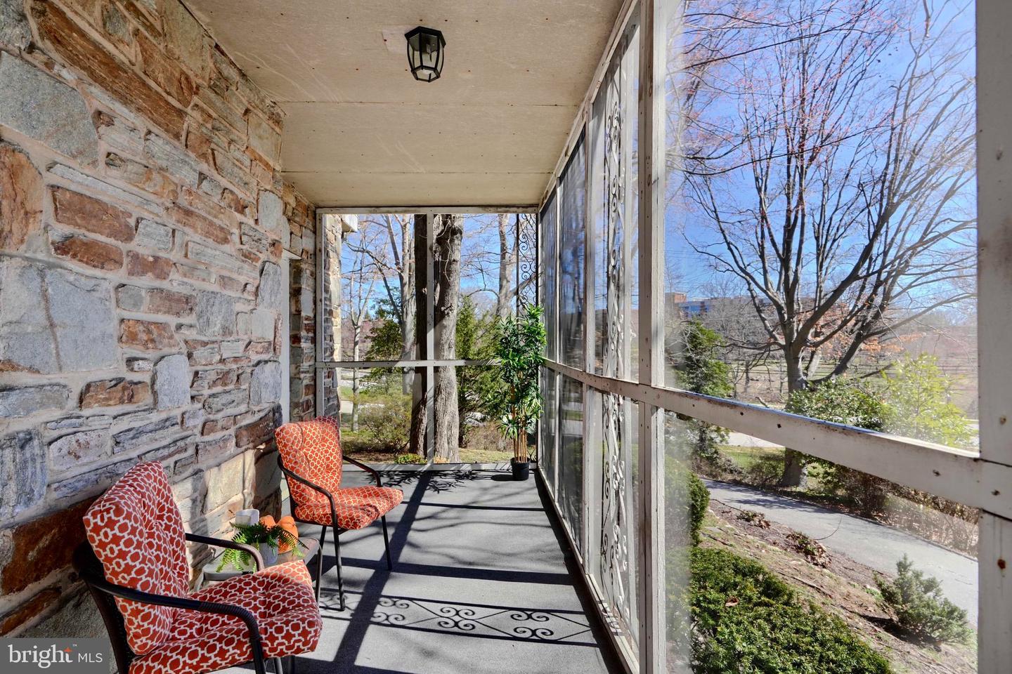 701 Hillen Rd