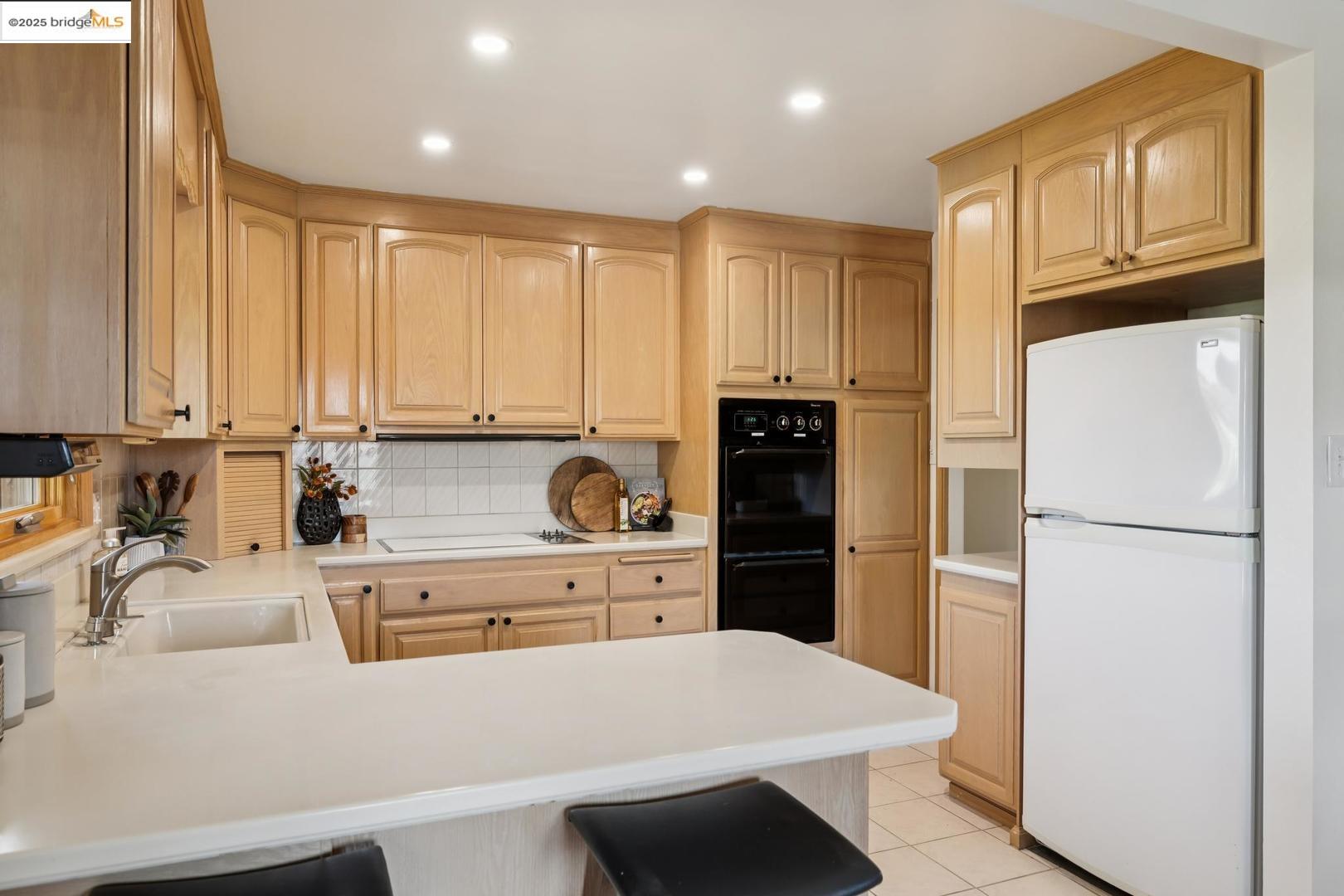 18561 Lamson RD