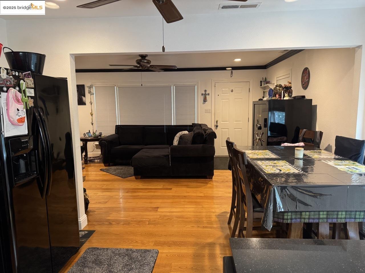 3162 Sydney WAY
